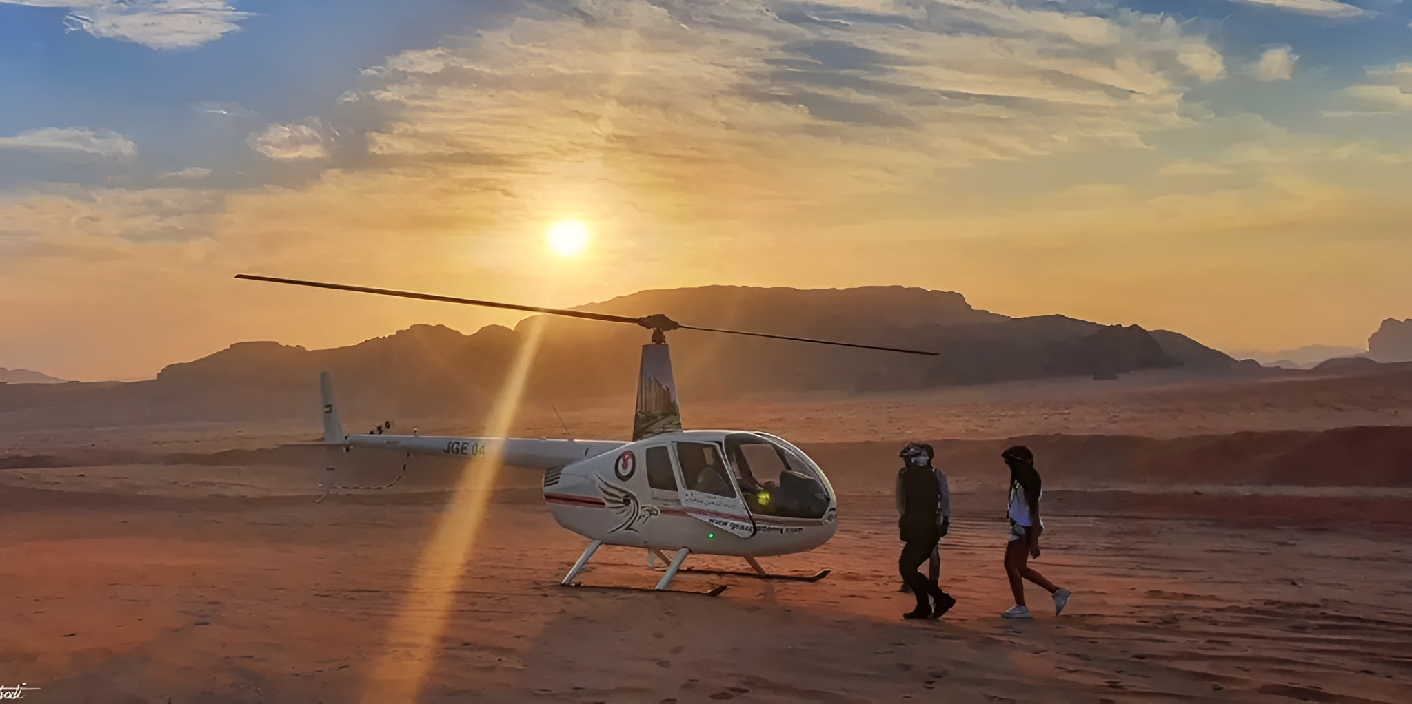 Amman: Wadi Rum Helicopter Flight with Overnight Stay