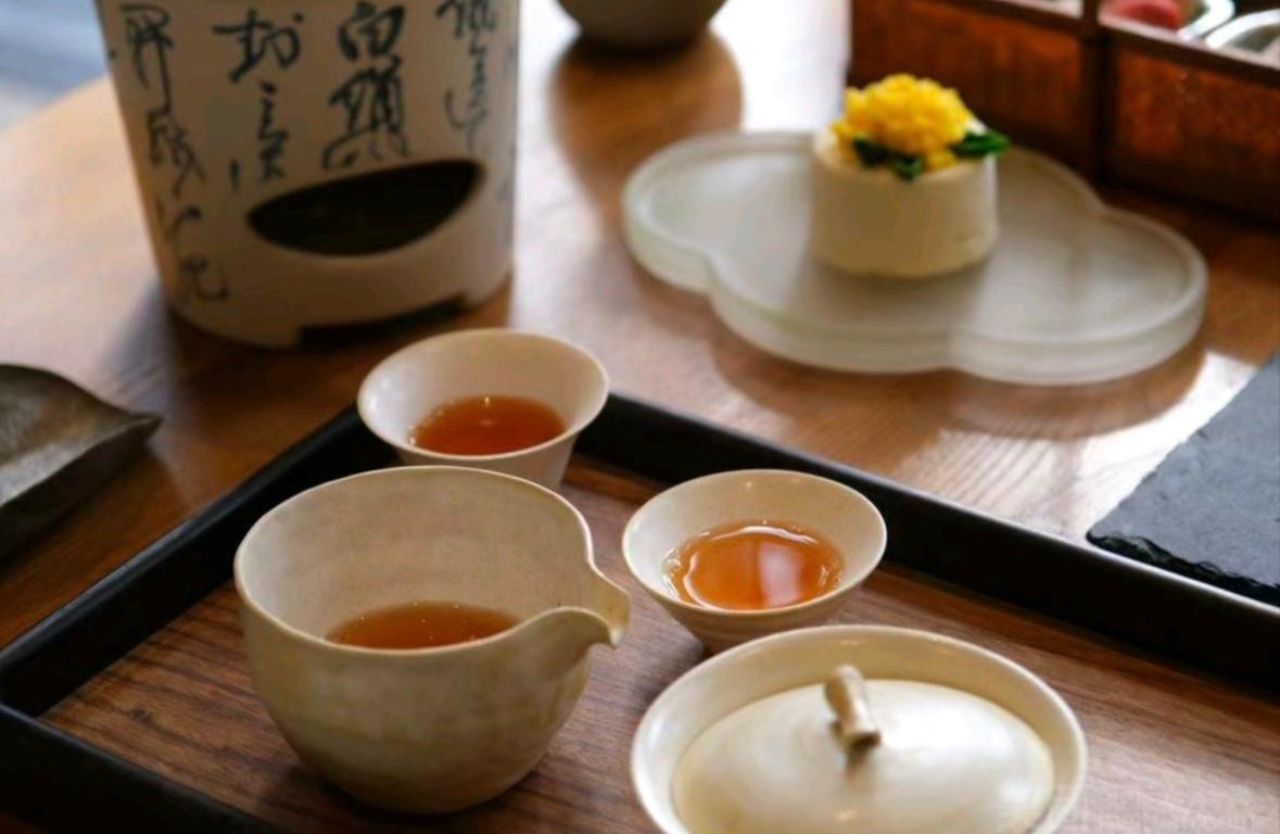 Shanghai: Shaoshanji Mansion Entry Ticket with Tea 2