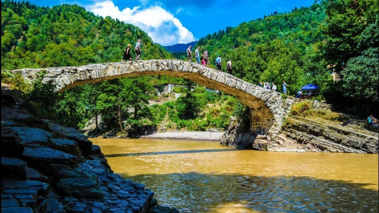 Batumi: Makhuntseti Waterfall, Mountain Views & Local Wine 2