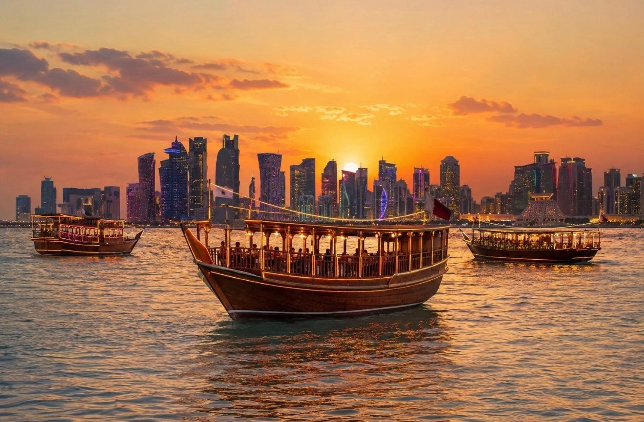 Doha: Traditional Dhow Sunset Cruise with Optional Dinner 2