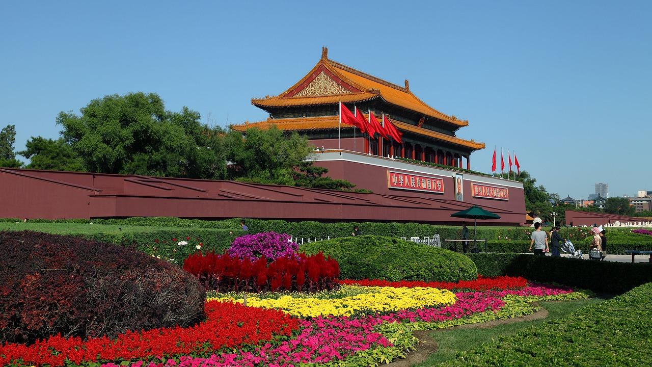 Beijing: Tiananmen Square Self‑Guided and Guided Tour