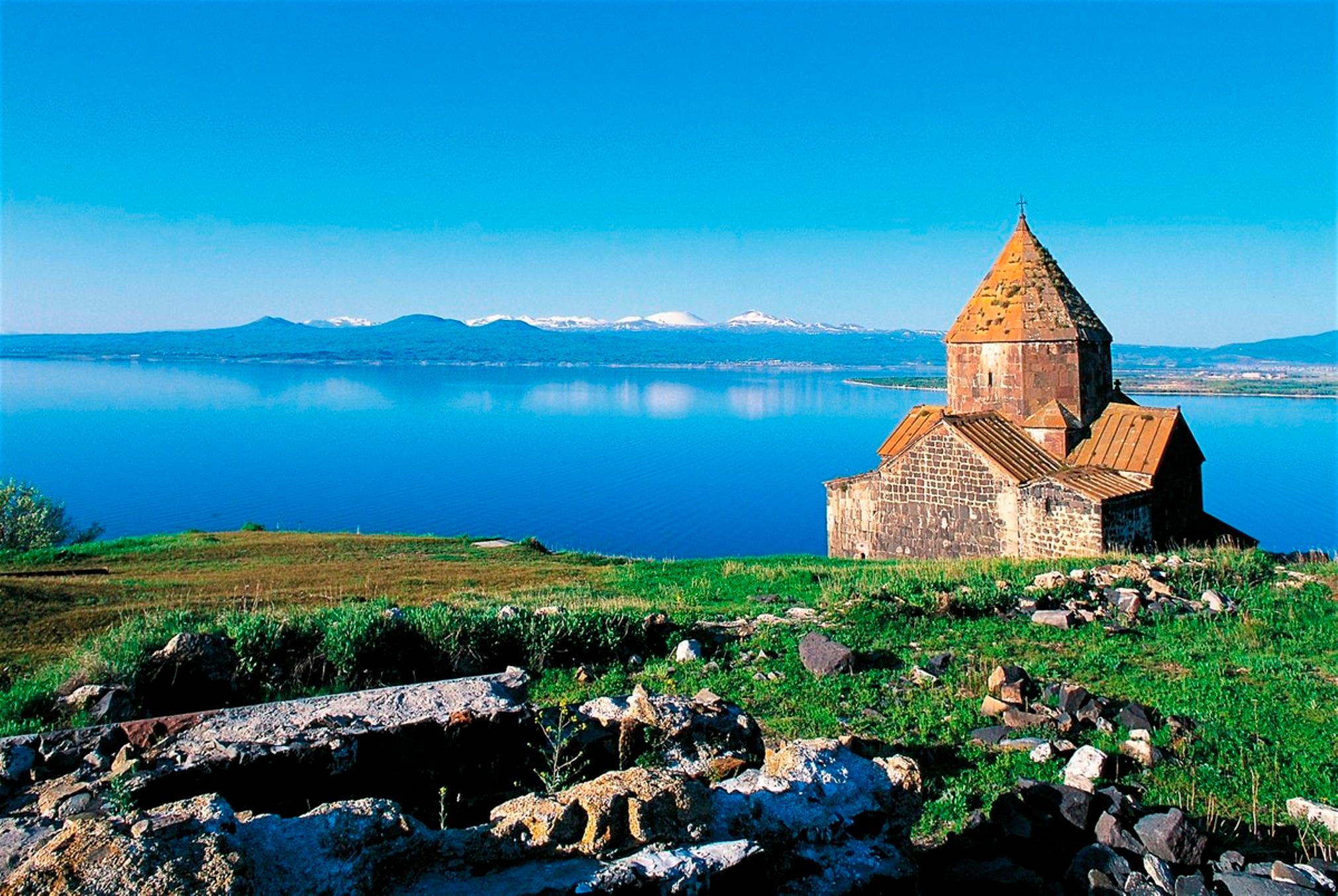 Lake Sevan, Dilijan, Haghartsin, Goshavank & Beer Tasting