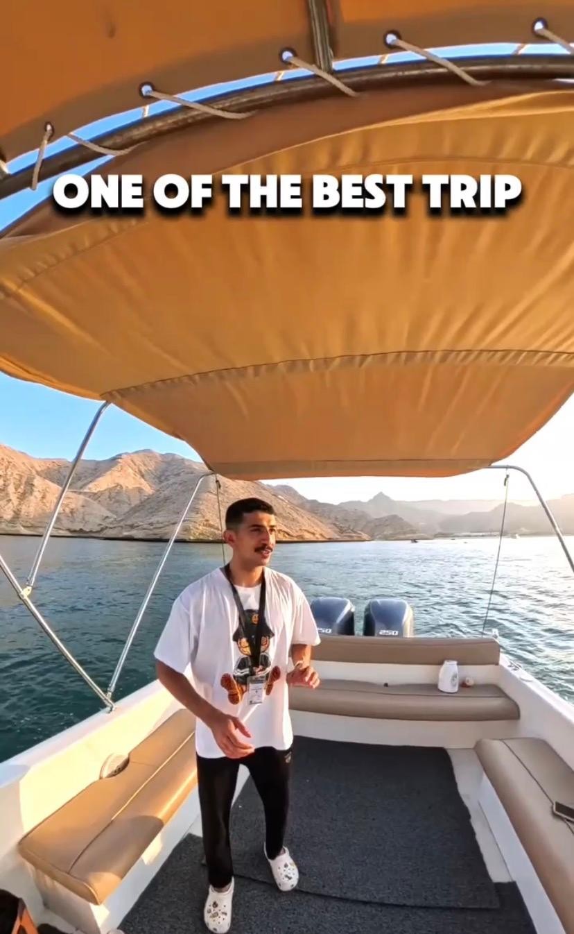 Muscat: Qantab Boat Trip with Dolphin Watching & Snorkeling 2