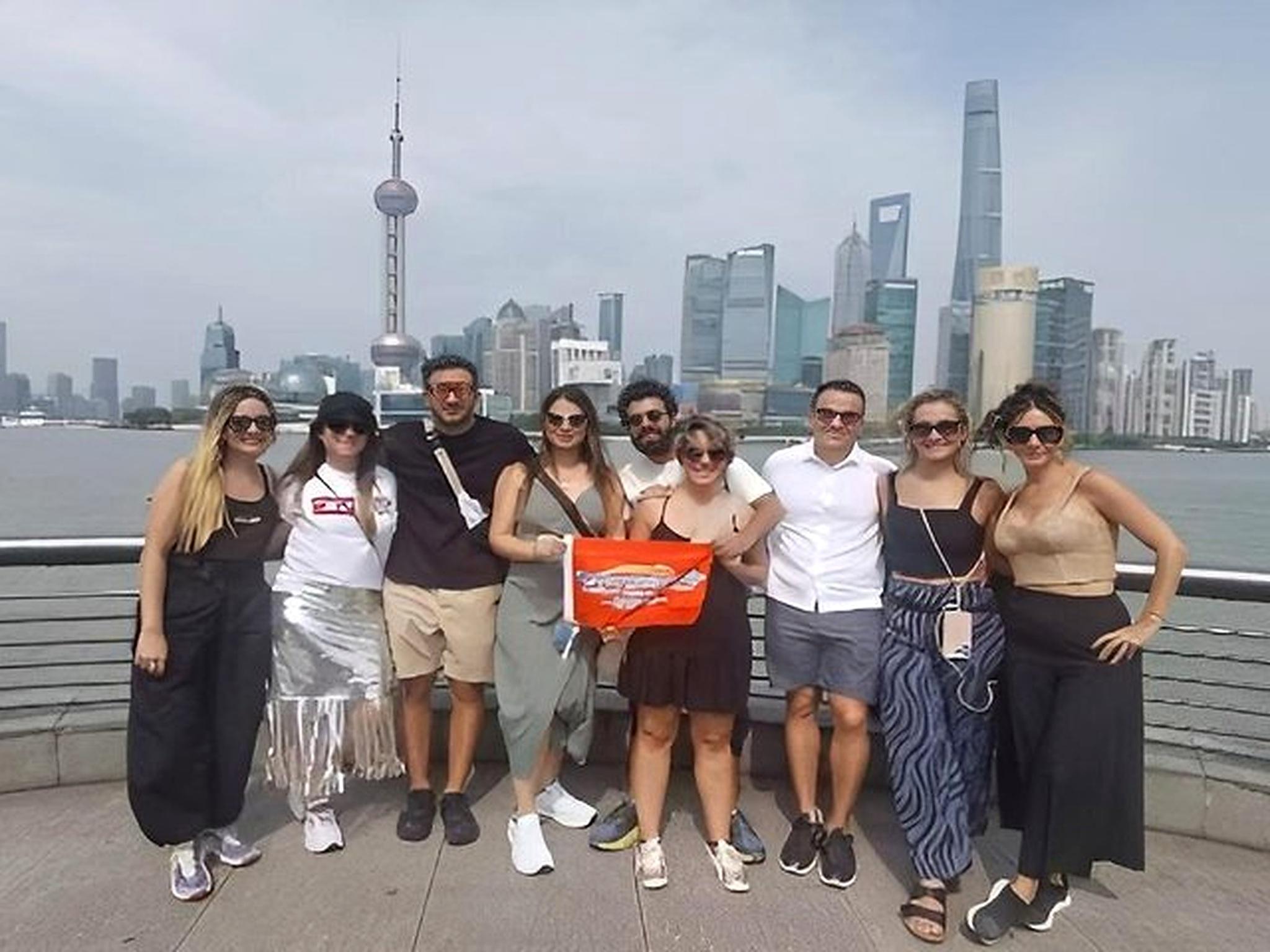 Shanghai: Private City Tour with Spanish/Portuguese Guide 2