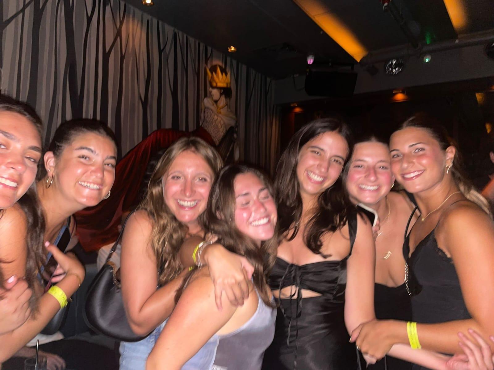 Tel Aviv: Pub Crawl and Nightlife Tour with Shots 2