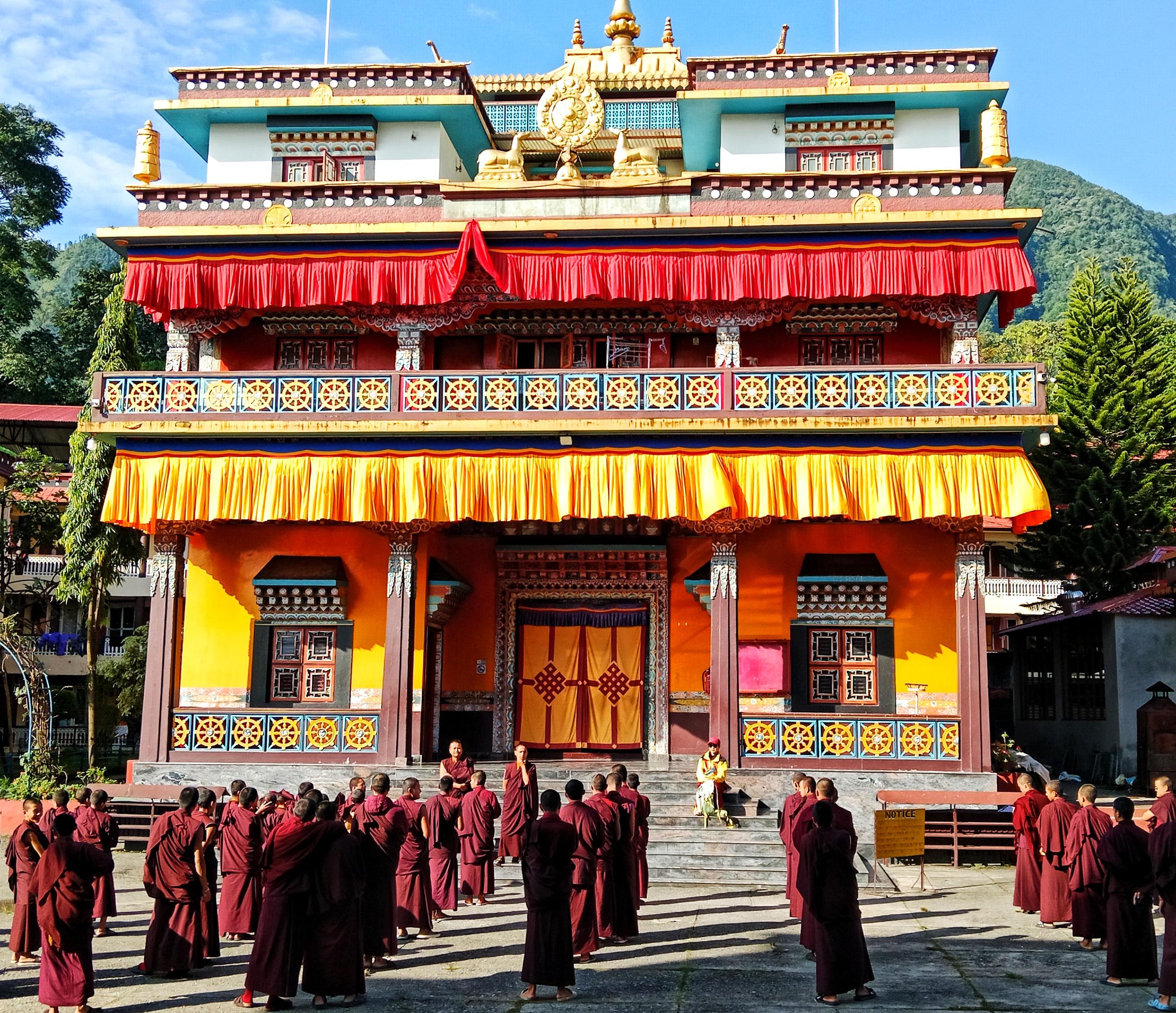 Pokhara: Tour of 12 Iconic Spots with Free Photography 3