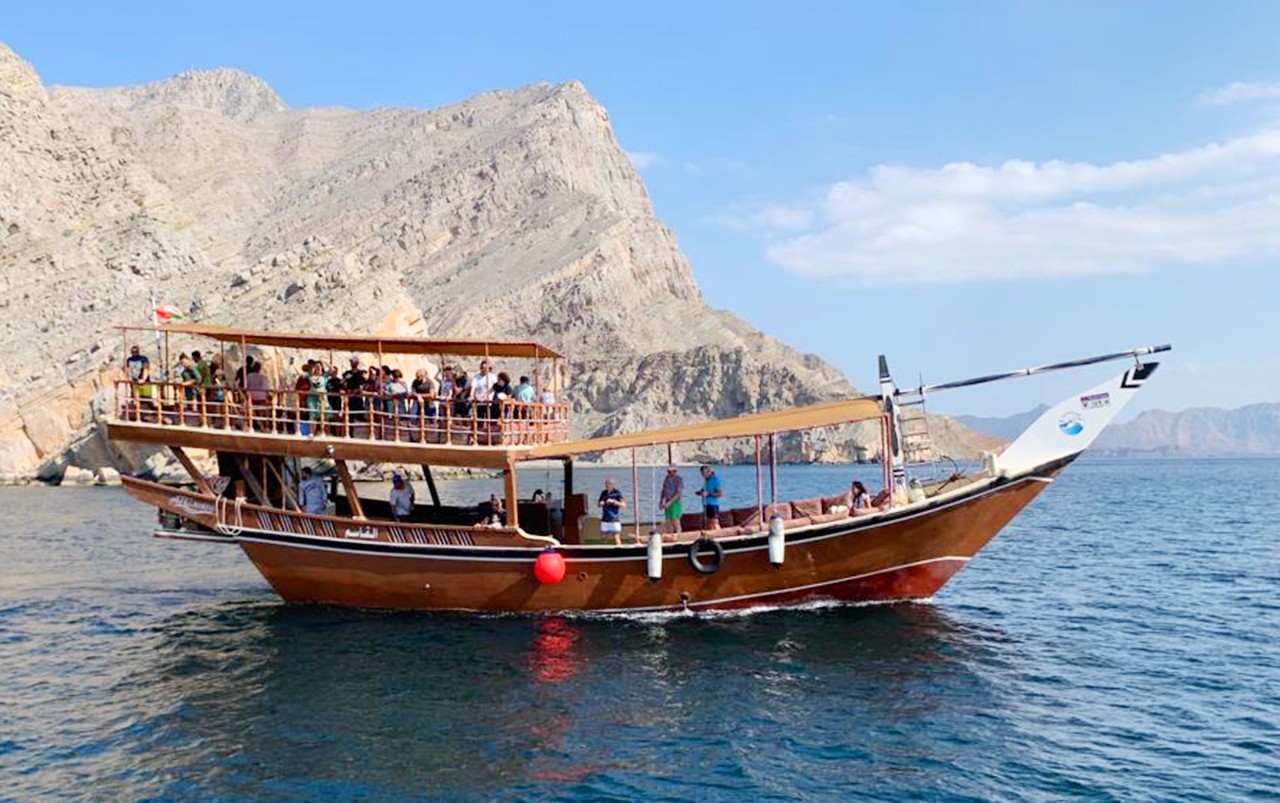 Khasab: Dolphin Watching Day Tour with Snorkeling & Lunch 3
