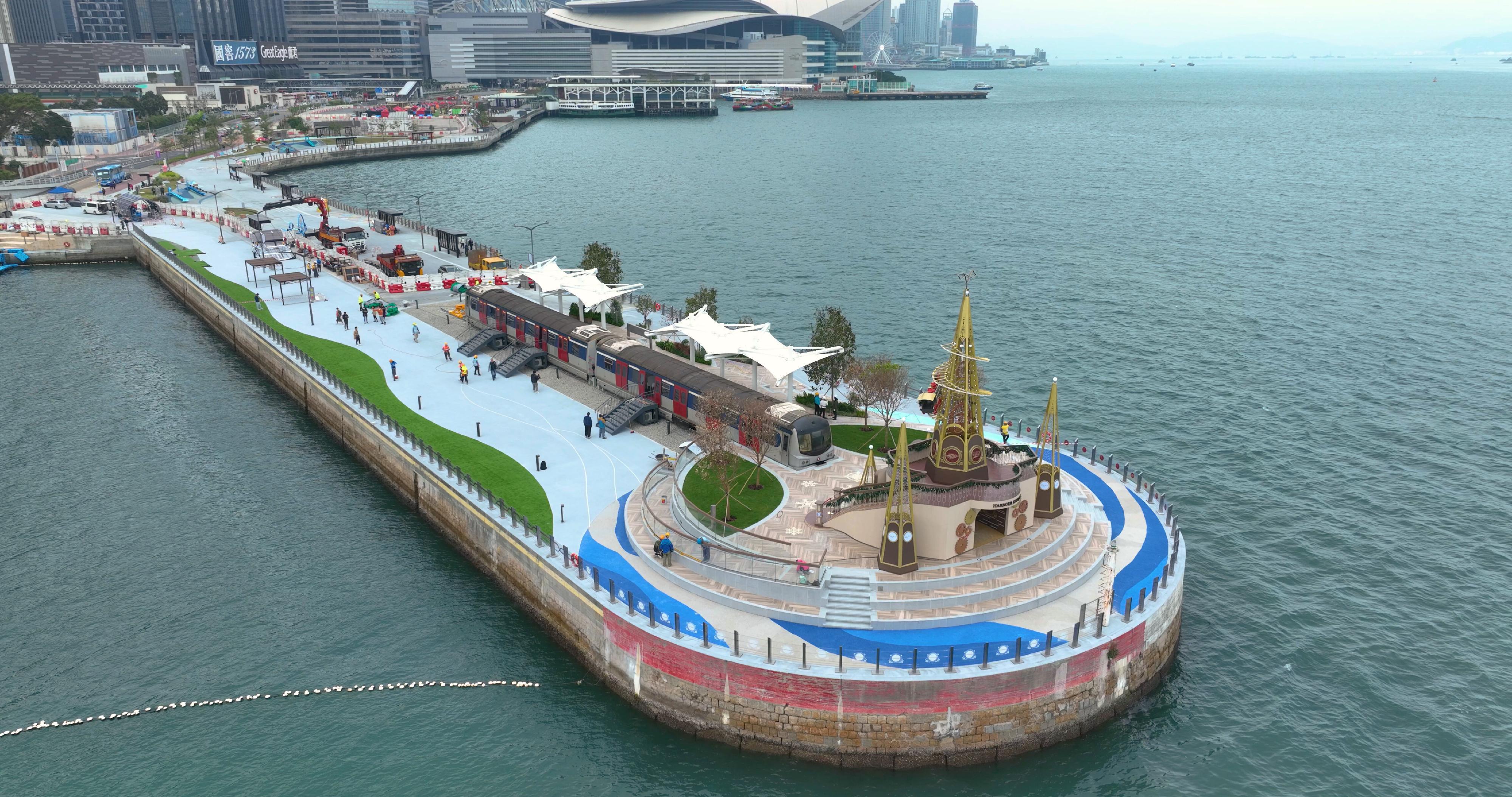 Hong Kong: City Tour with Promenades, Beach, and Market 3