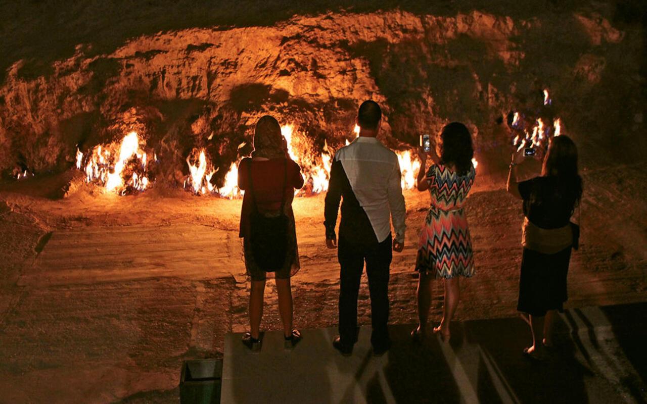Ateshgah Fire temple and Yanardag tour with F1 schedule