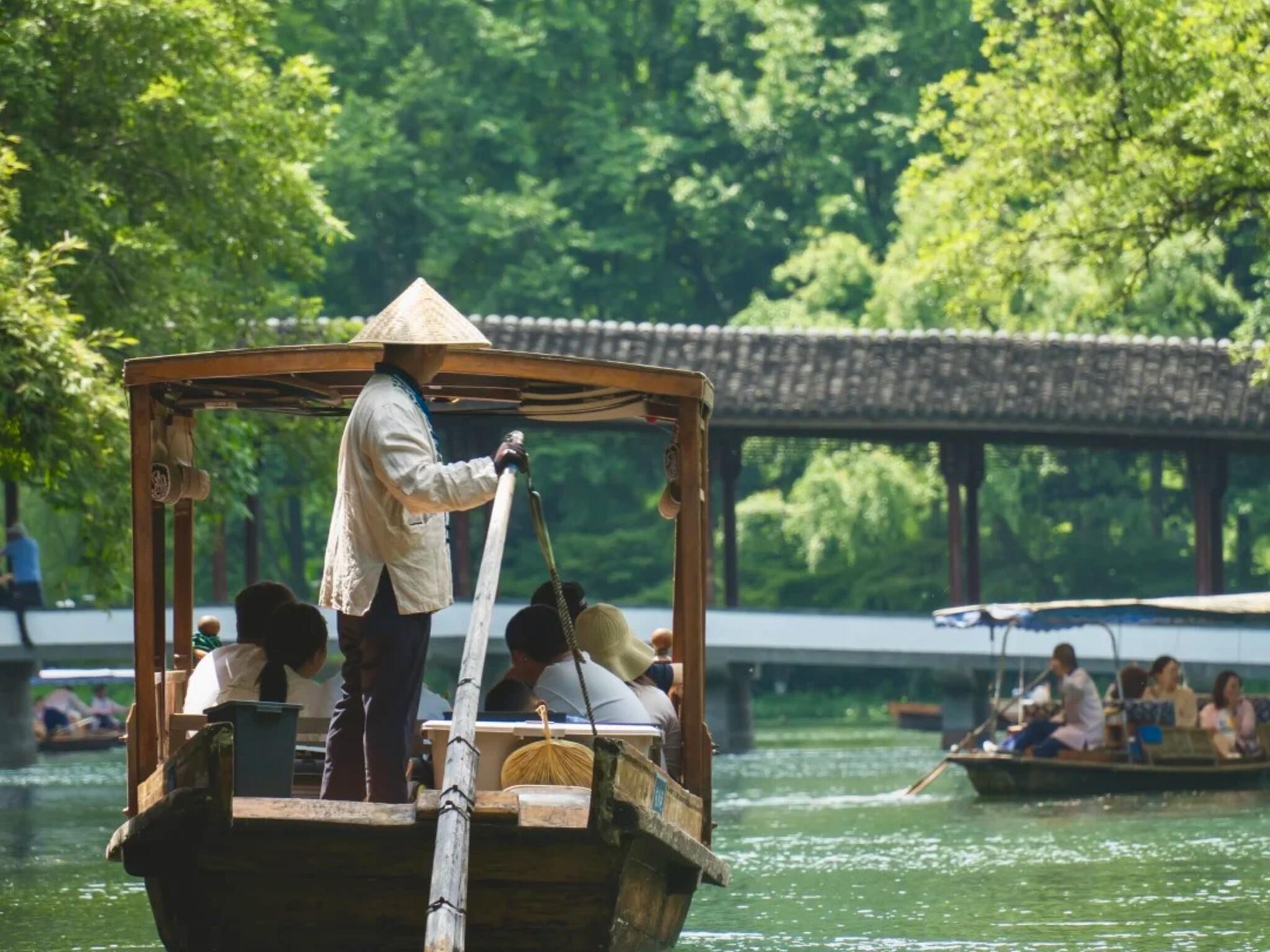 From Shanghai: 4-Day Hangzhou & Huangshan Private Tour 2