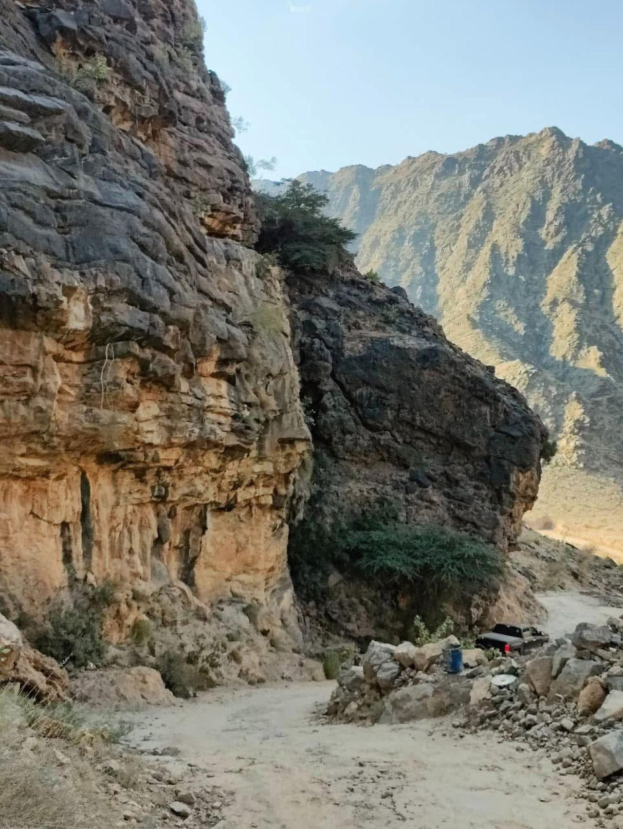 From Muscat: Full-Day Wadi Bani Awf & Balad Sayt 4WD Tour 2