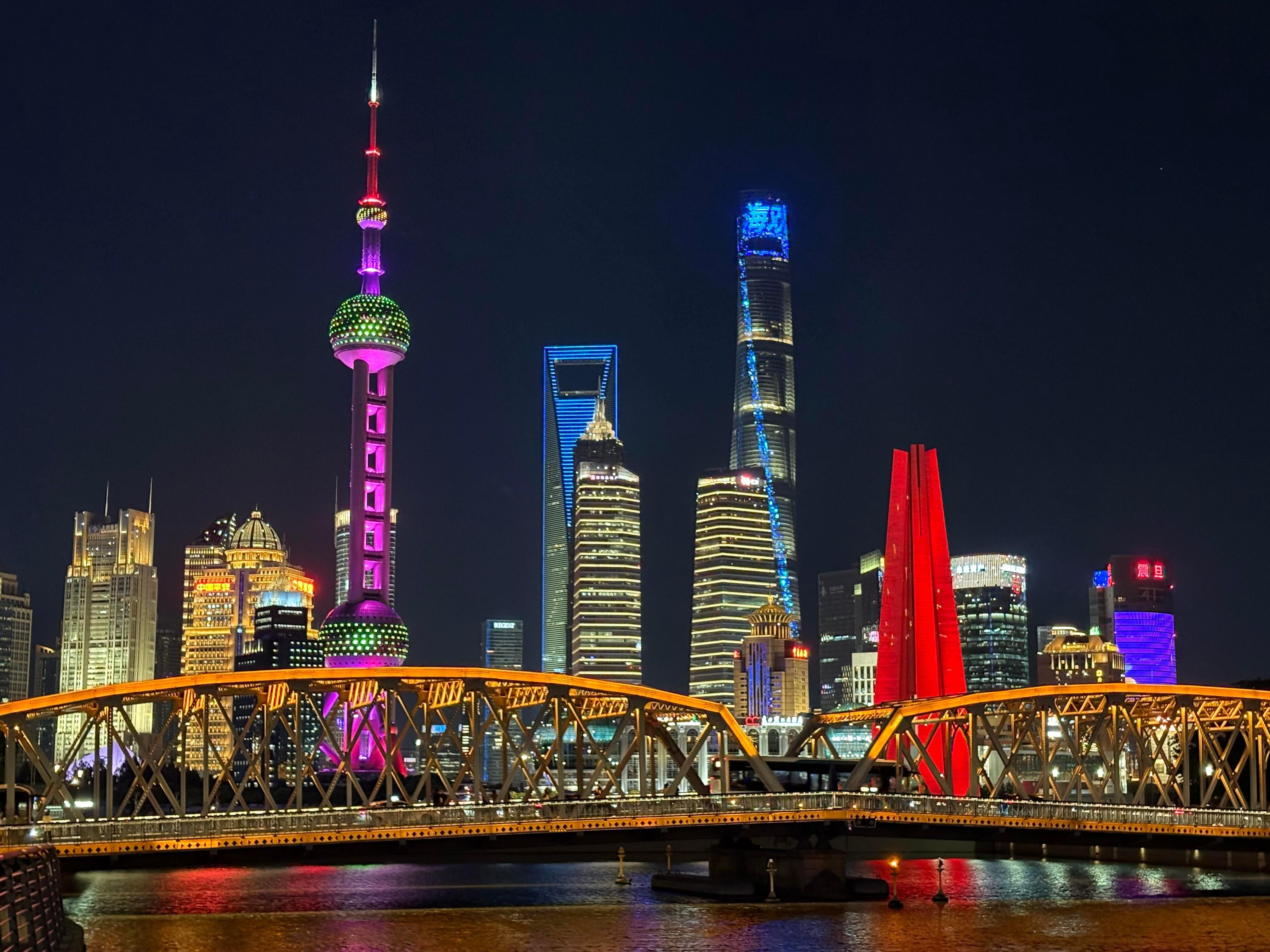 Shanghai: Yu Garden, Zhujiajiao & Night Sightseeing Tour 3