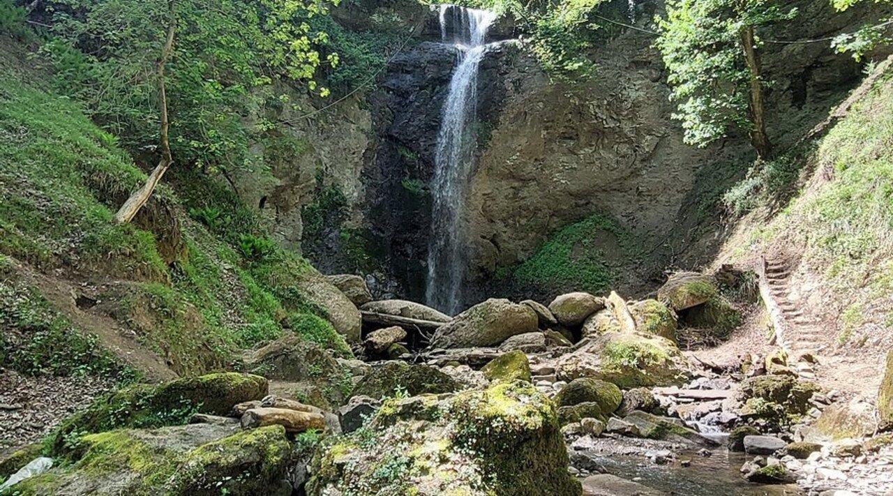 From Baku: Astara Day Trip with Sim Waterfall Hike 2