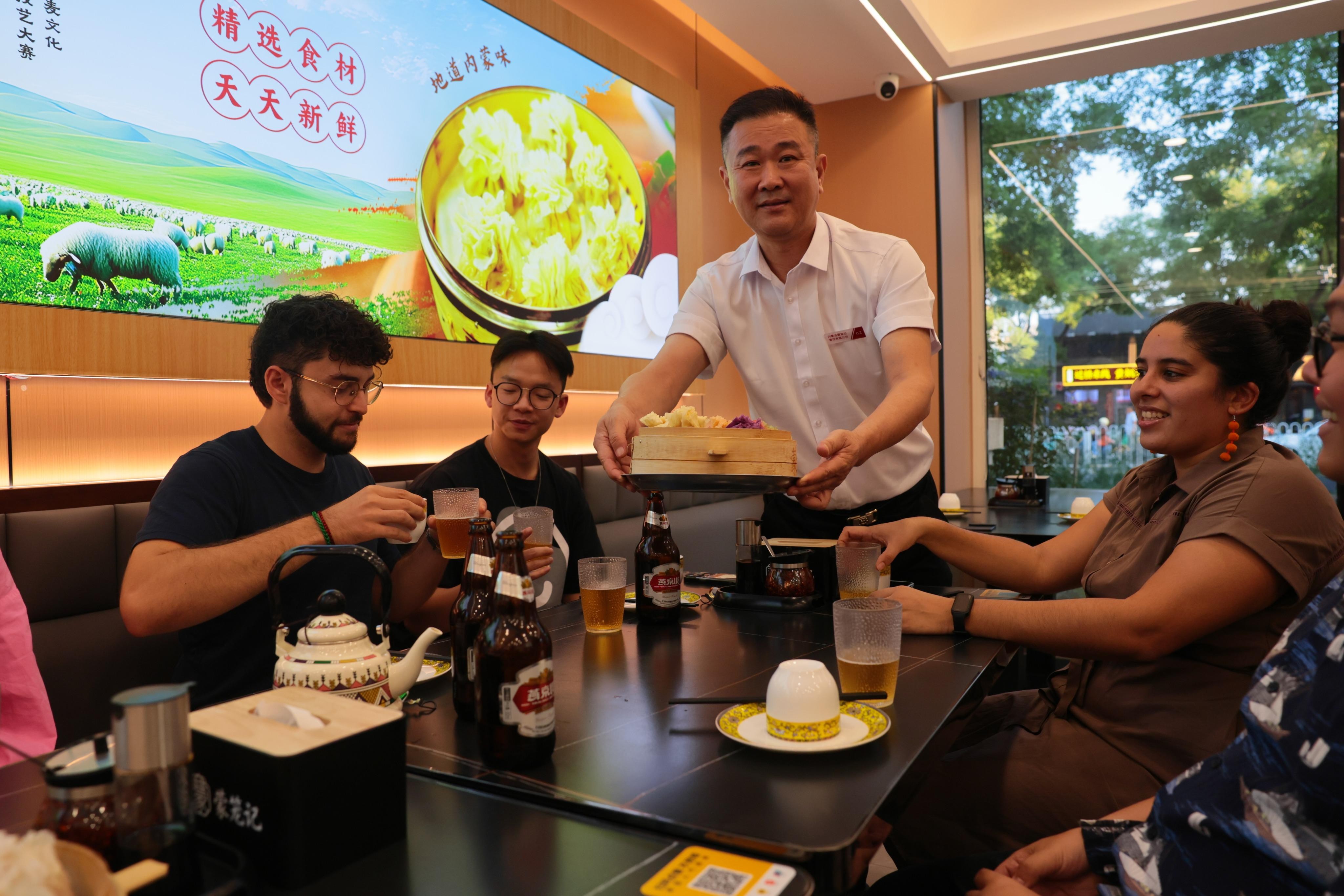 Signature Beijing Food Tour 16+ Flavours with Peking Duck 2