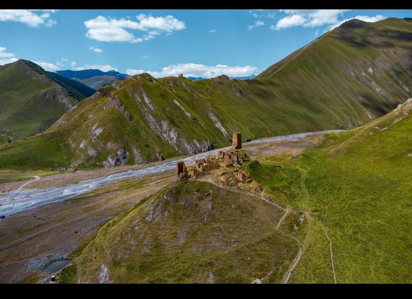 From Kazbegi Truso Gorge Trip with Professional Driver 2