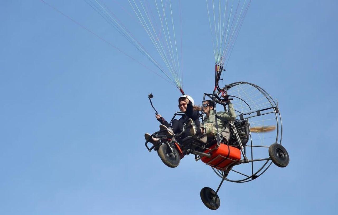 Baku: Paratrike Flight Over Shah Dili with Hotel Pickup