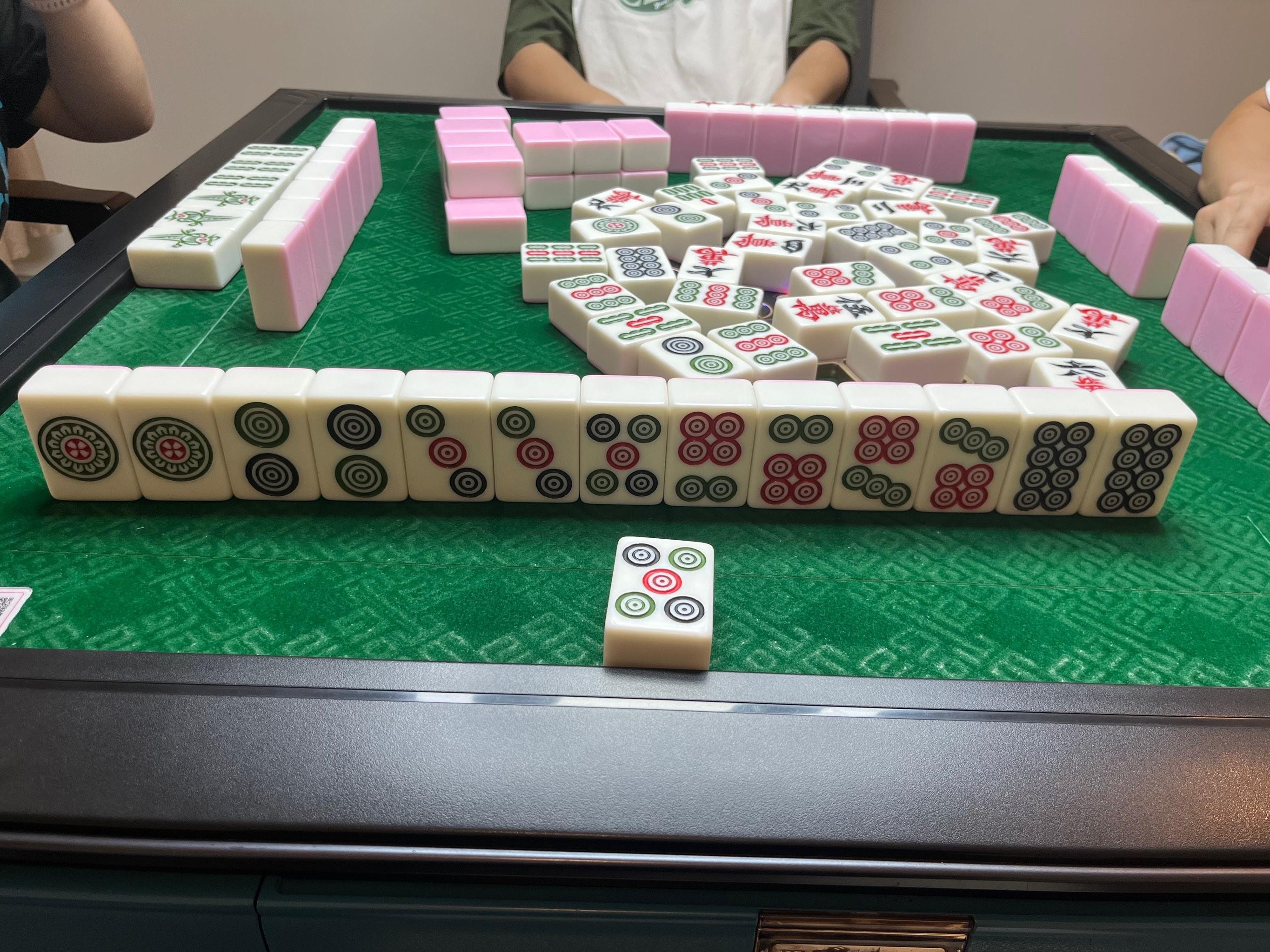 Shanghai: Mahjong Workshop with Market Tour & Tea Tasting 3