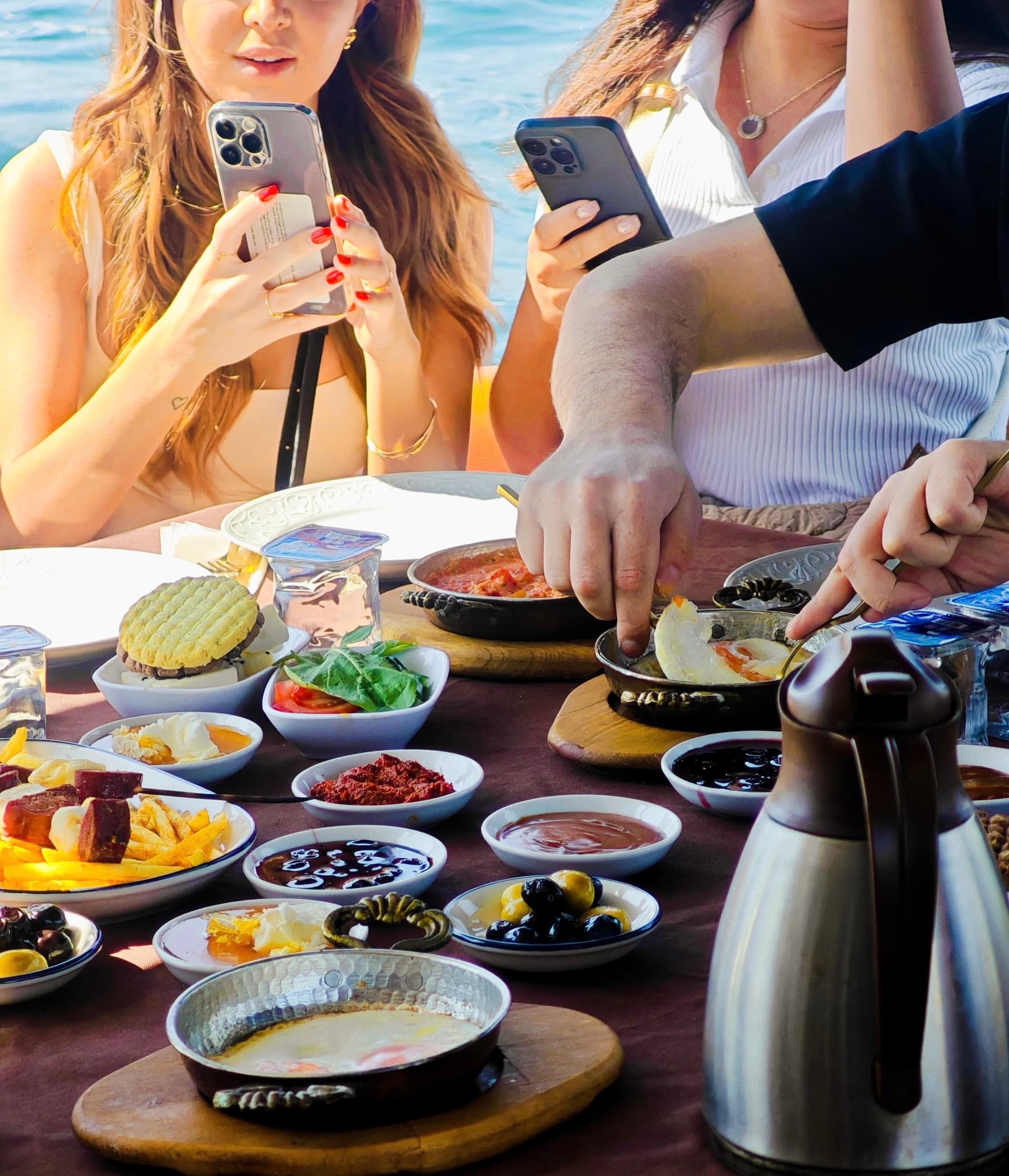 Istanbul: Morning Bosphorus Yacht Cruise w/Turkish Breakfast 2