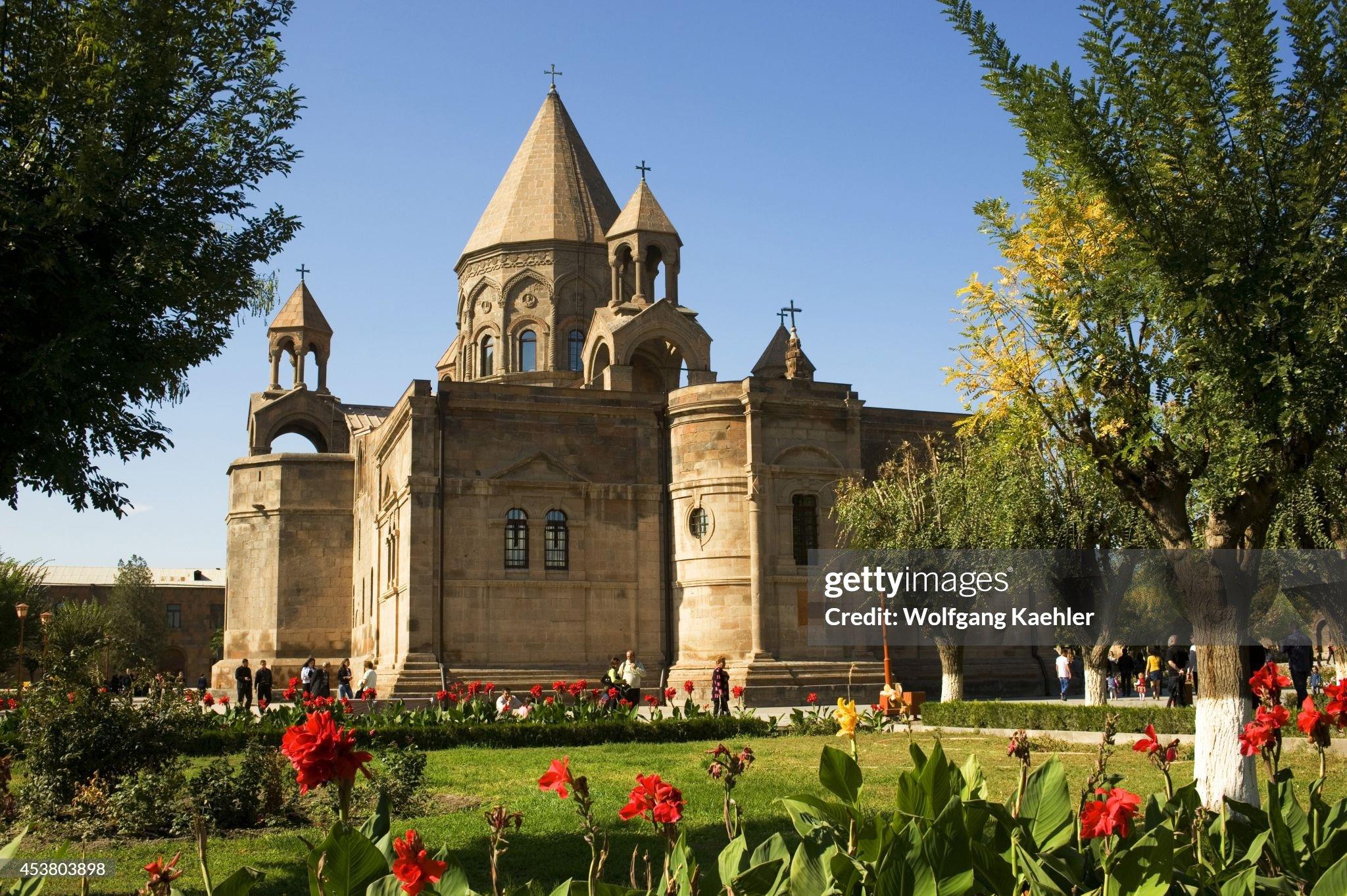 From Yerevan: Khor Virap Echmiadzin & Zvartnots Private Tour 2