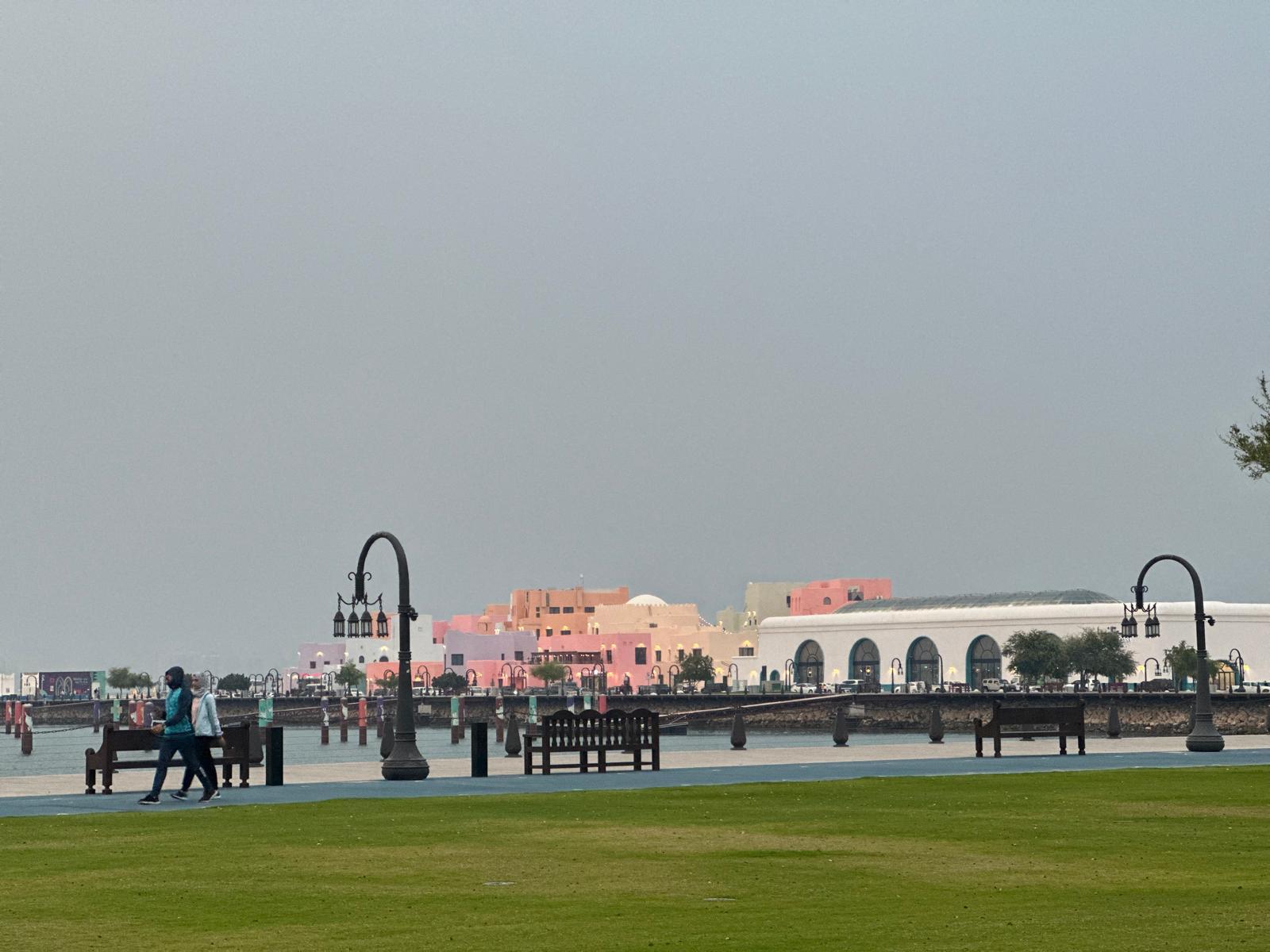 Doha: Transit City Tour with Gondola Ride at Villaggio Mall
