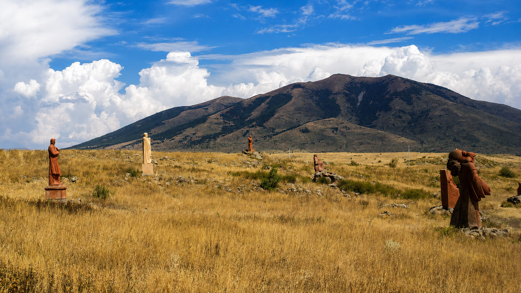 Yerevan: Amberd Fortress & Voskevaz Winery 3