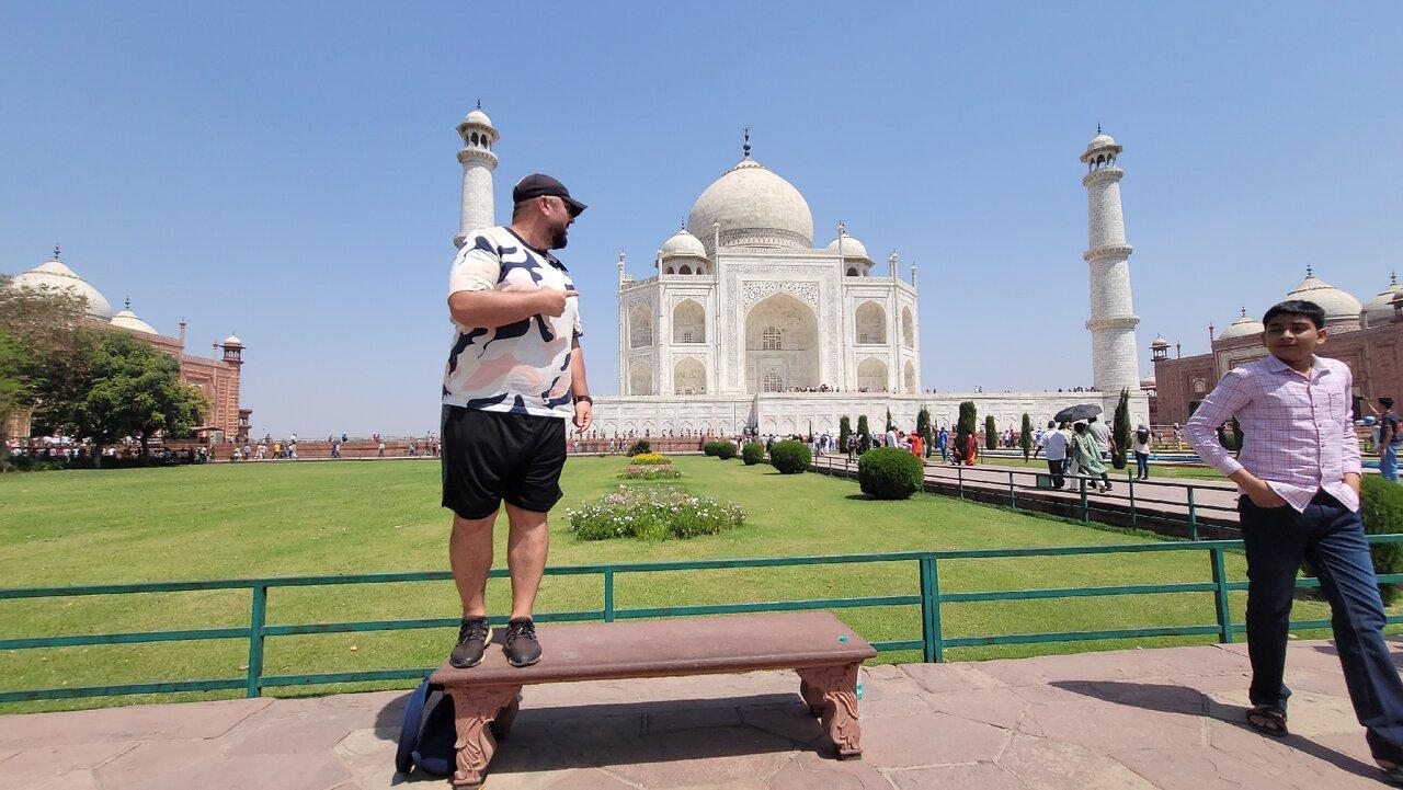 All-Inclusive Sunrise Taj Mahal, Agra Fort & Baby Taj Tour 2