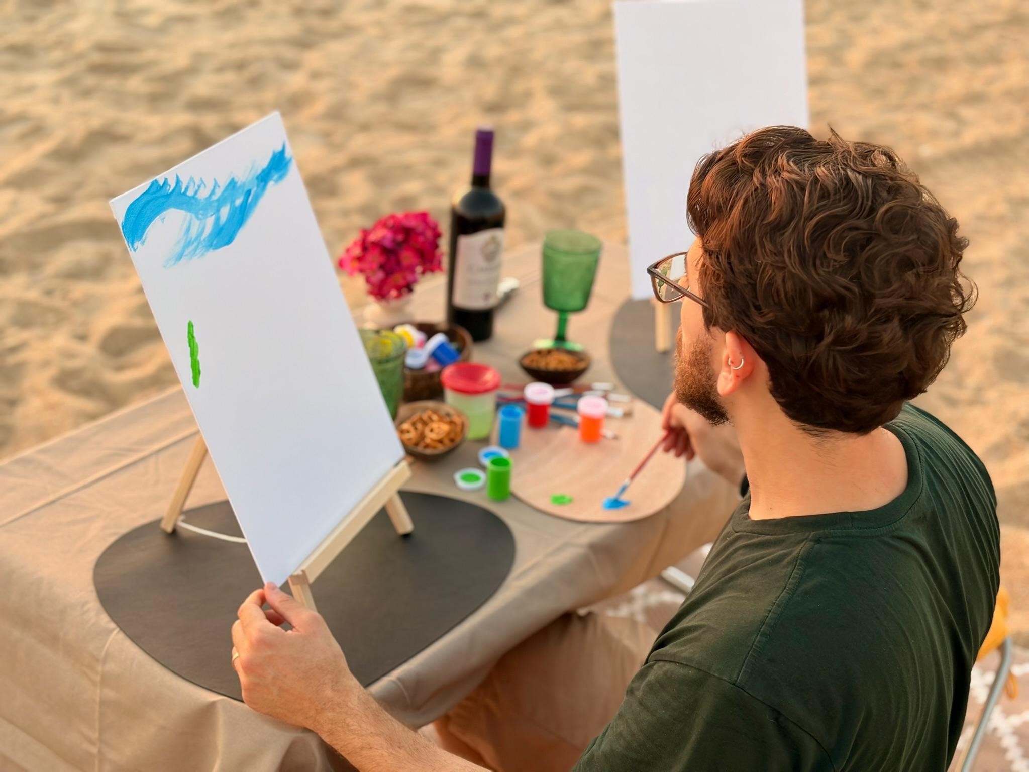 Tel Aviv: Sunset, Art & Local Wine on the Beach 3