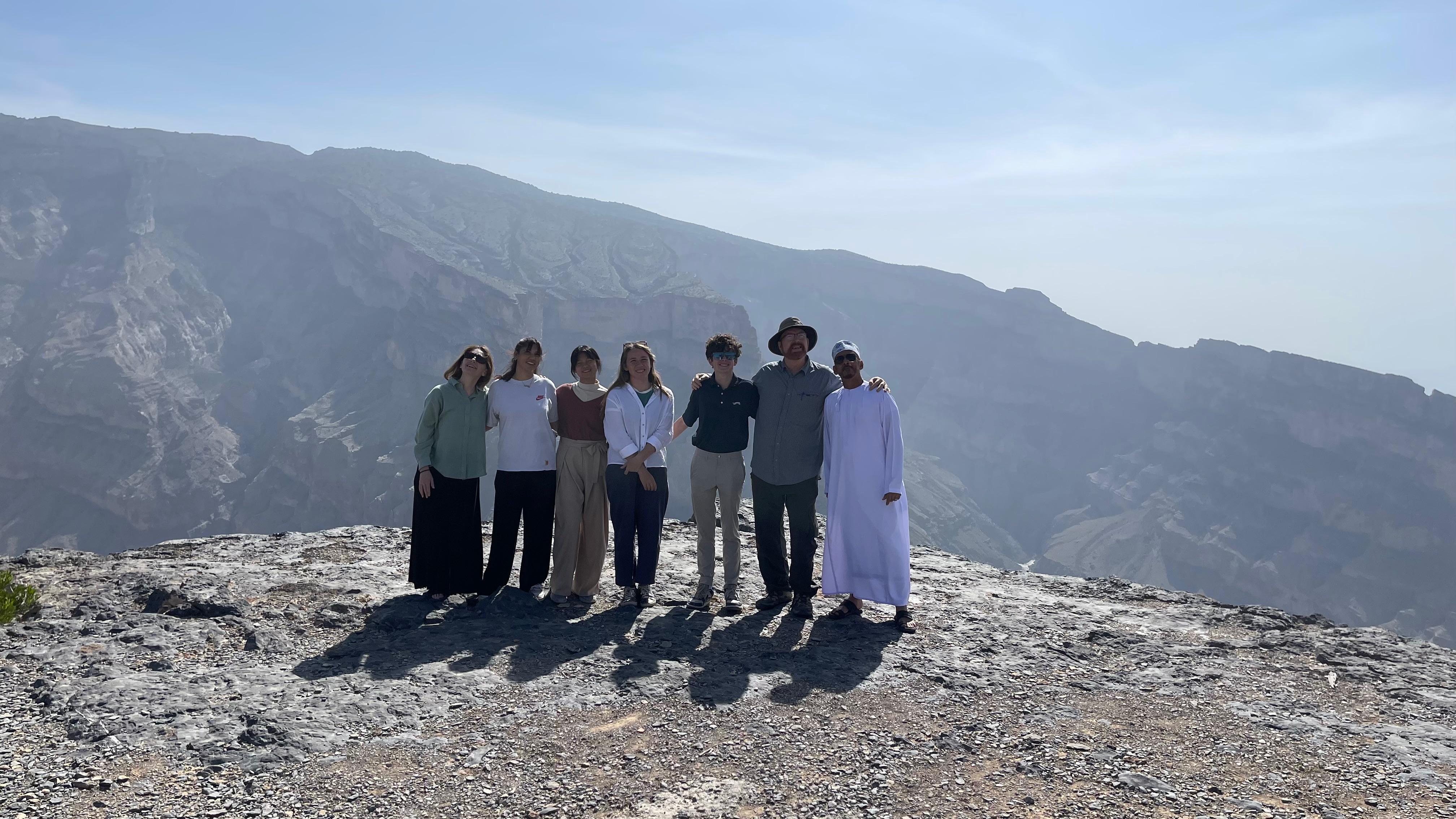 From Muscat: Nizwa Fort, Al Hamra & Jebel Shams Shared Tour 2