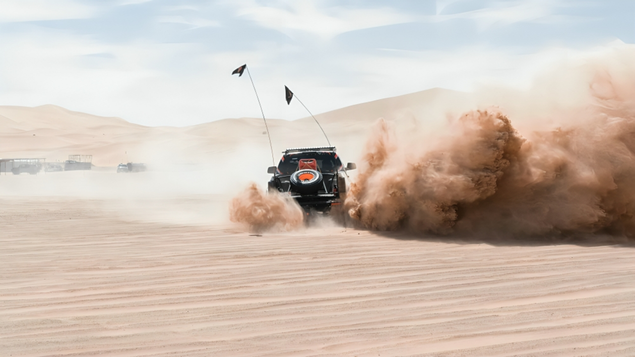 Doha: Desert Safari with Camel Ride and Sandboarding 2