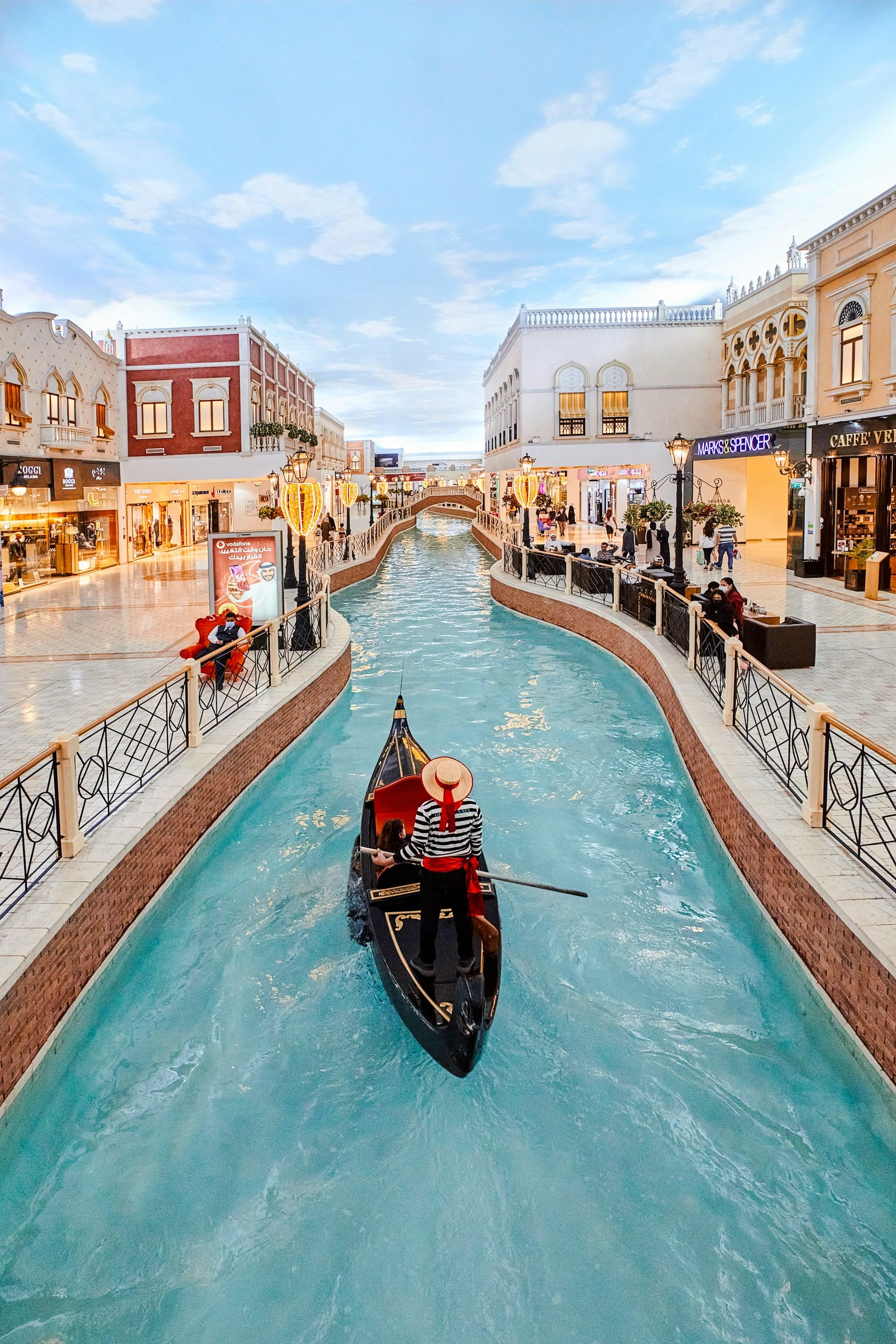 Doha City Tour, Villaggio Mall and Free Gondola Ride