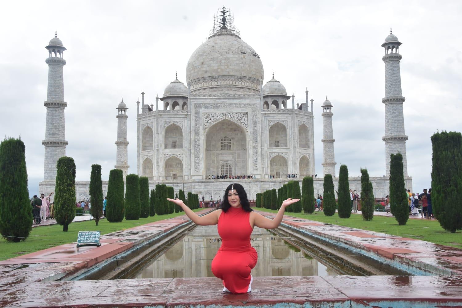 Agra: Taj Mahal Tour with Expert Photographer and Tour Guide 2