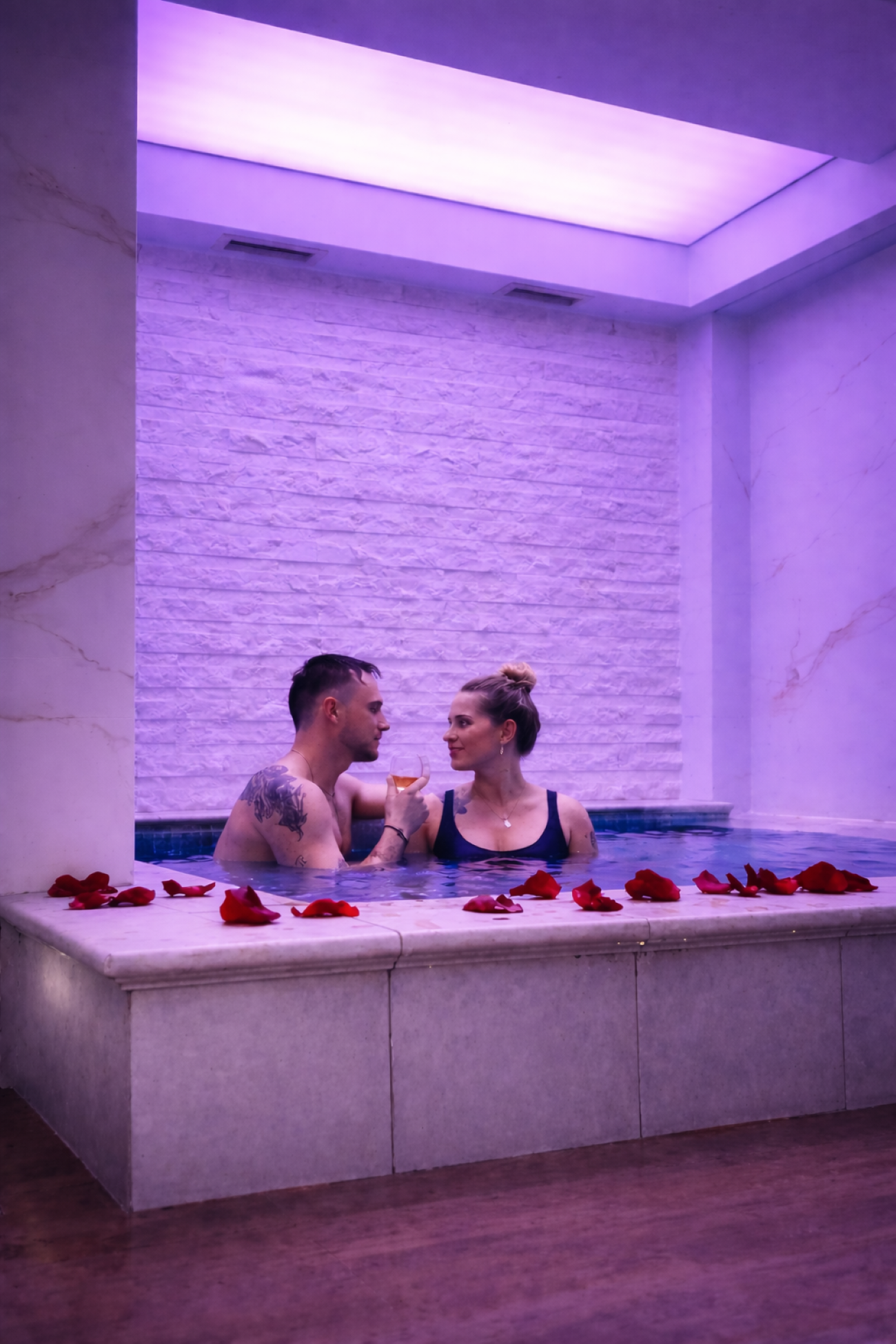 Tbilisi: Private Romantic Sulfur Bath Experience with Wine