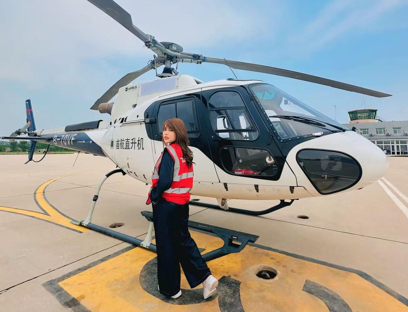 Beijing: Badaling Great Wall Helicopter Tour and Transfer 3