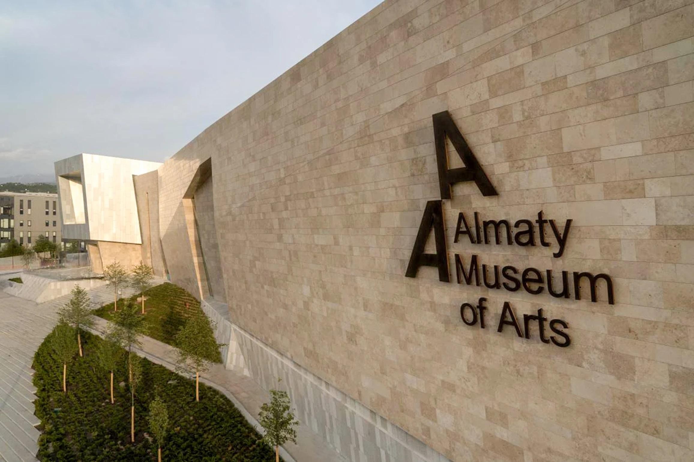 Almaty: City Tour of Almaty Museum of Arts & Kok Tobe 3