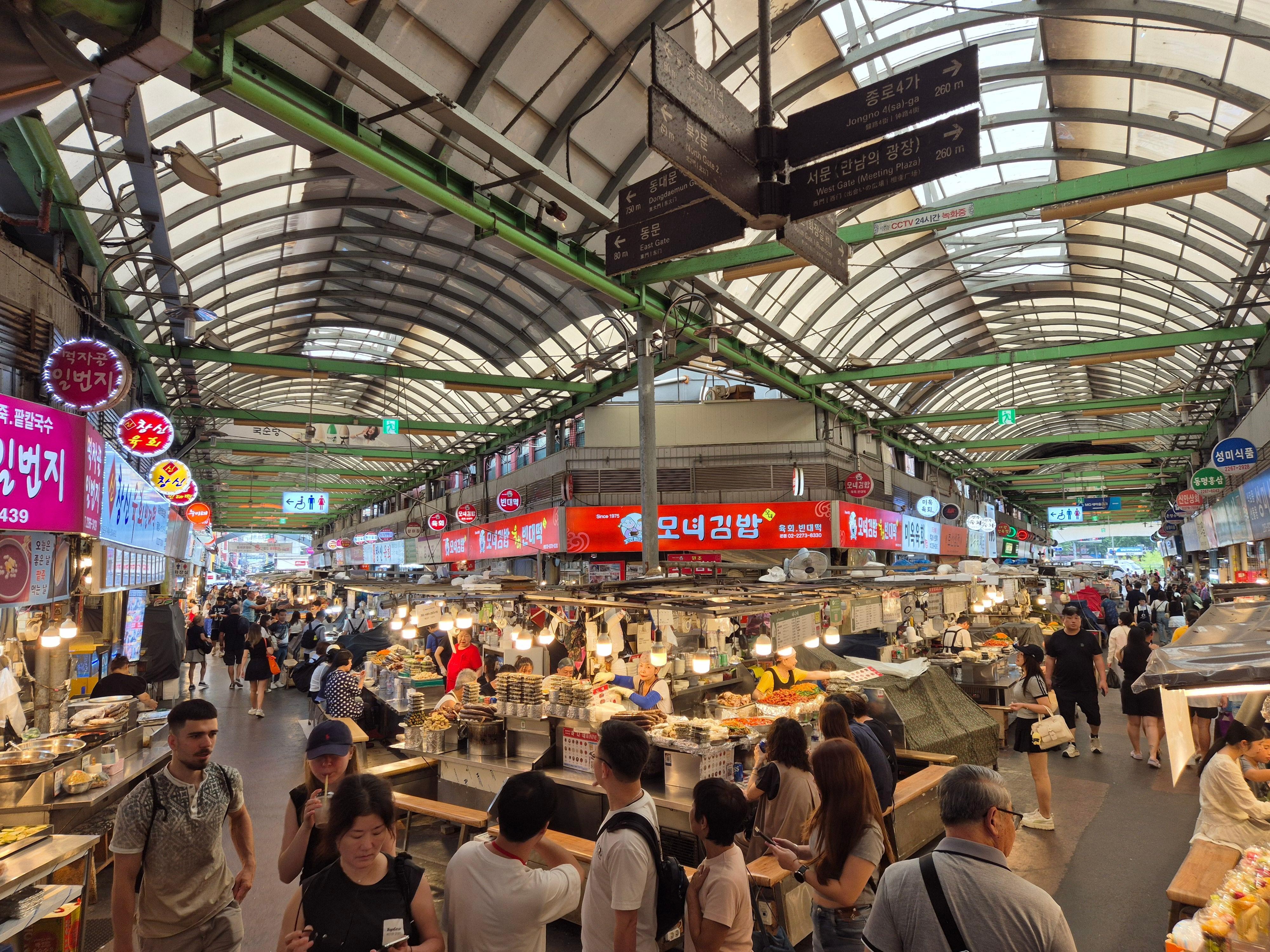Don’t Waste Your Layover: Discover the Real Seoul in Markets