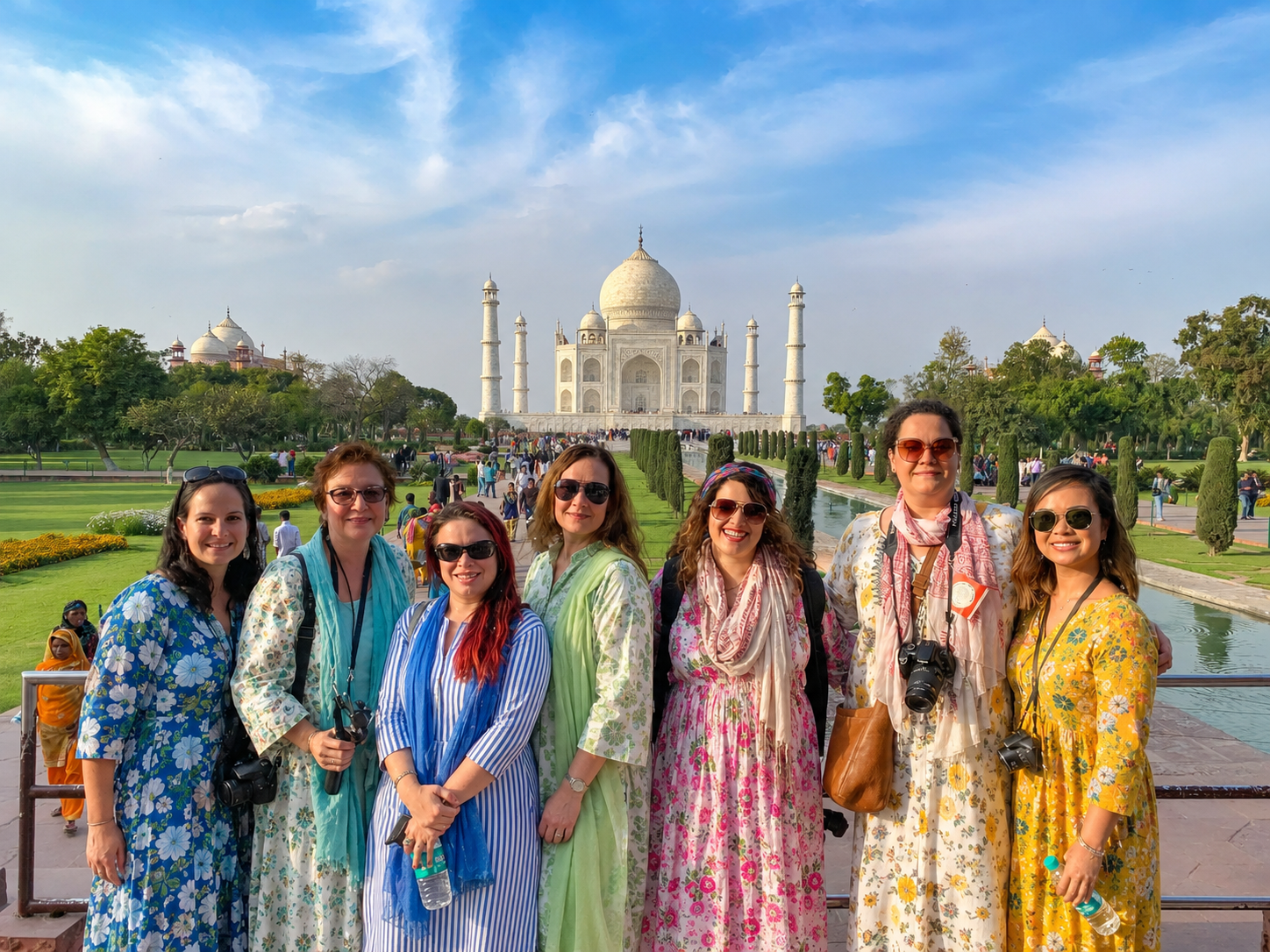 From Delhi: 2-Day Taj Mahal & Agra Tour by Gatimaan Express