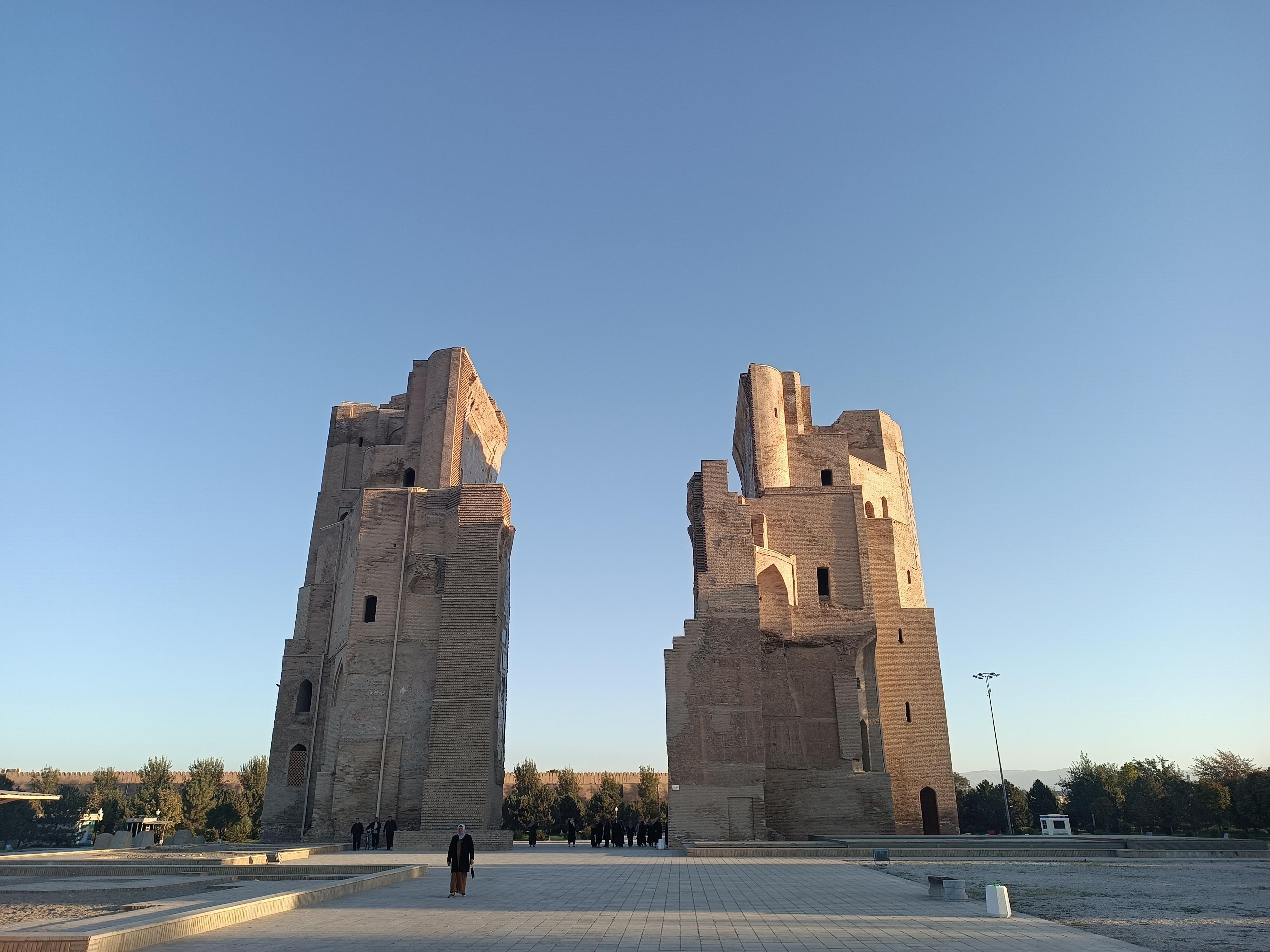 Fergana Valley: tour to ancient civilization and traditions 3
