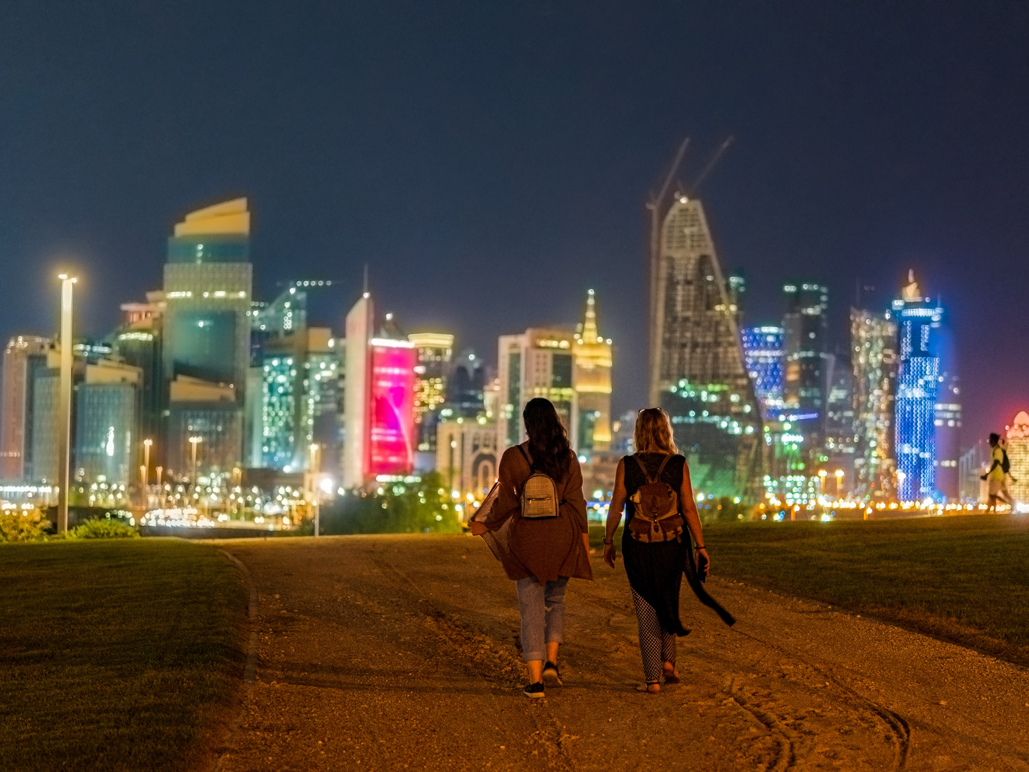 Doha: Guided City Highlights Tour with Round-trip Transfers