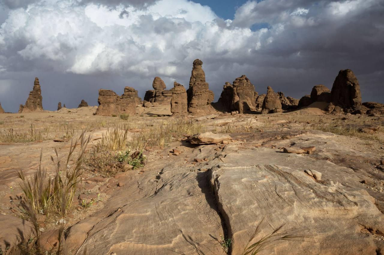 AlUla: Mount Al-Qaws & Al-Gharameel Guided 4x4 Tour 3