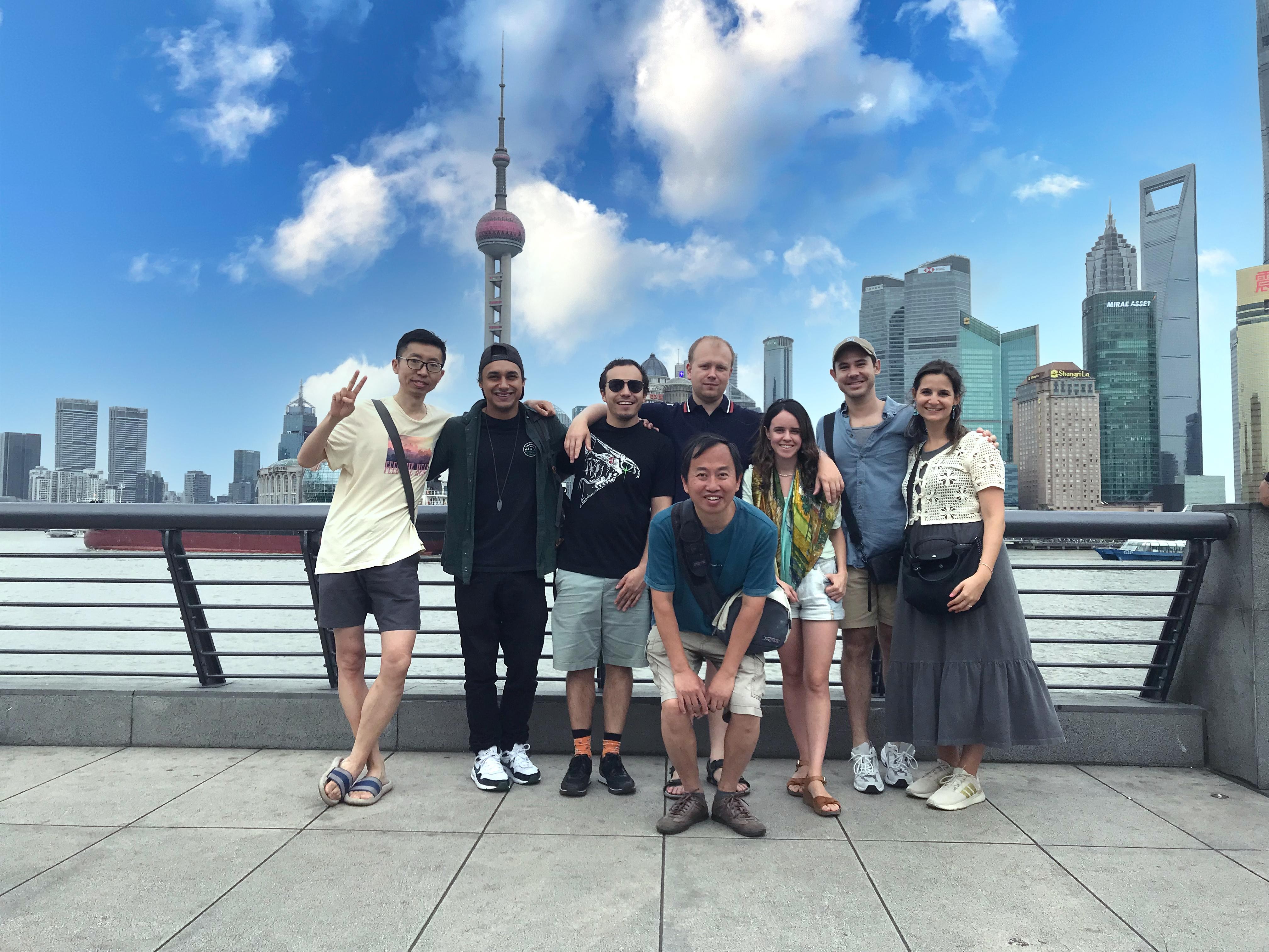 Shanghai Highlights Walking Tour With Real Local