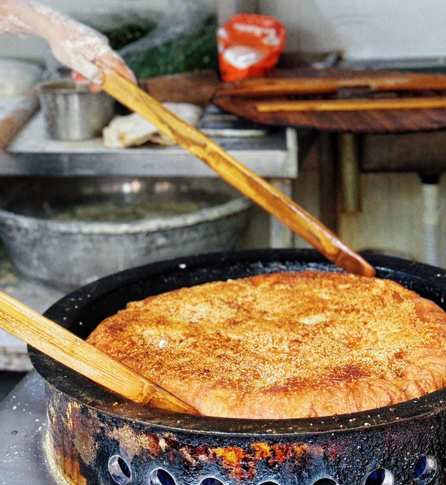 Shanghai: Local Market Tour with Food Tastings 2