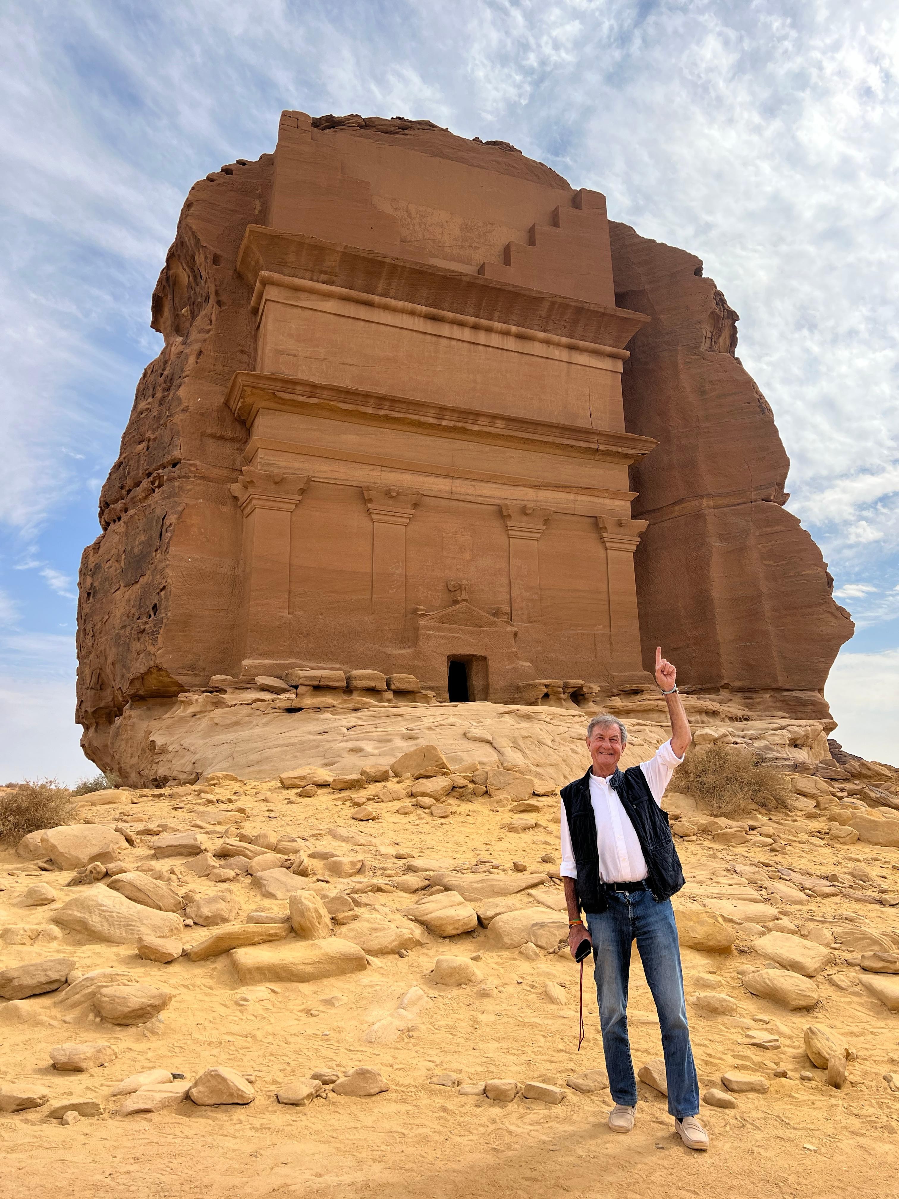 Private Tour in Alula with a Local Guide 3