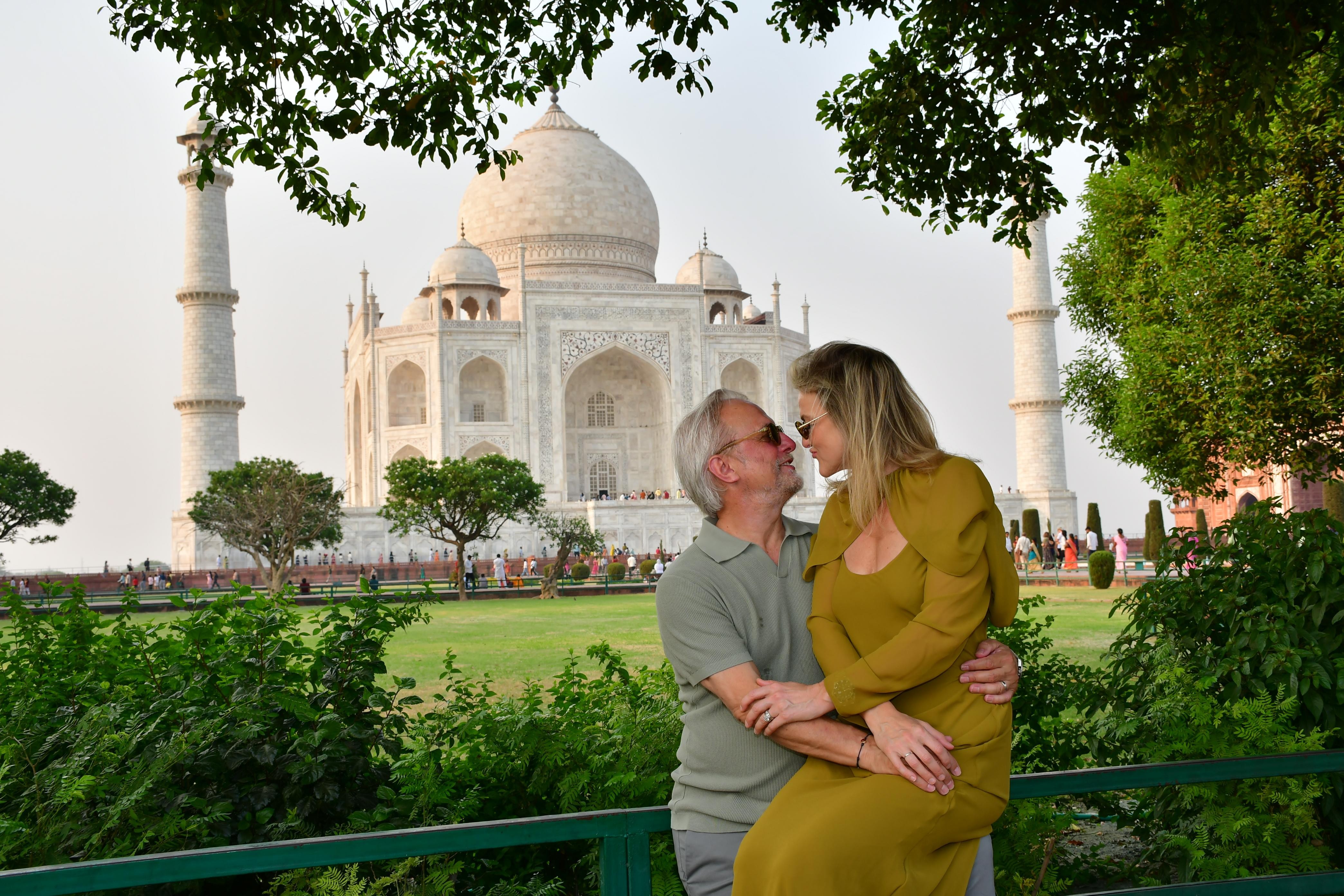 Jaipur to Taj Mahal Same Day Tour | Private Car & Guide 2