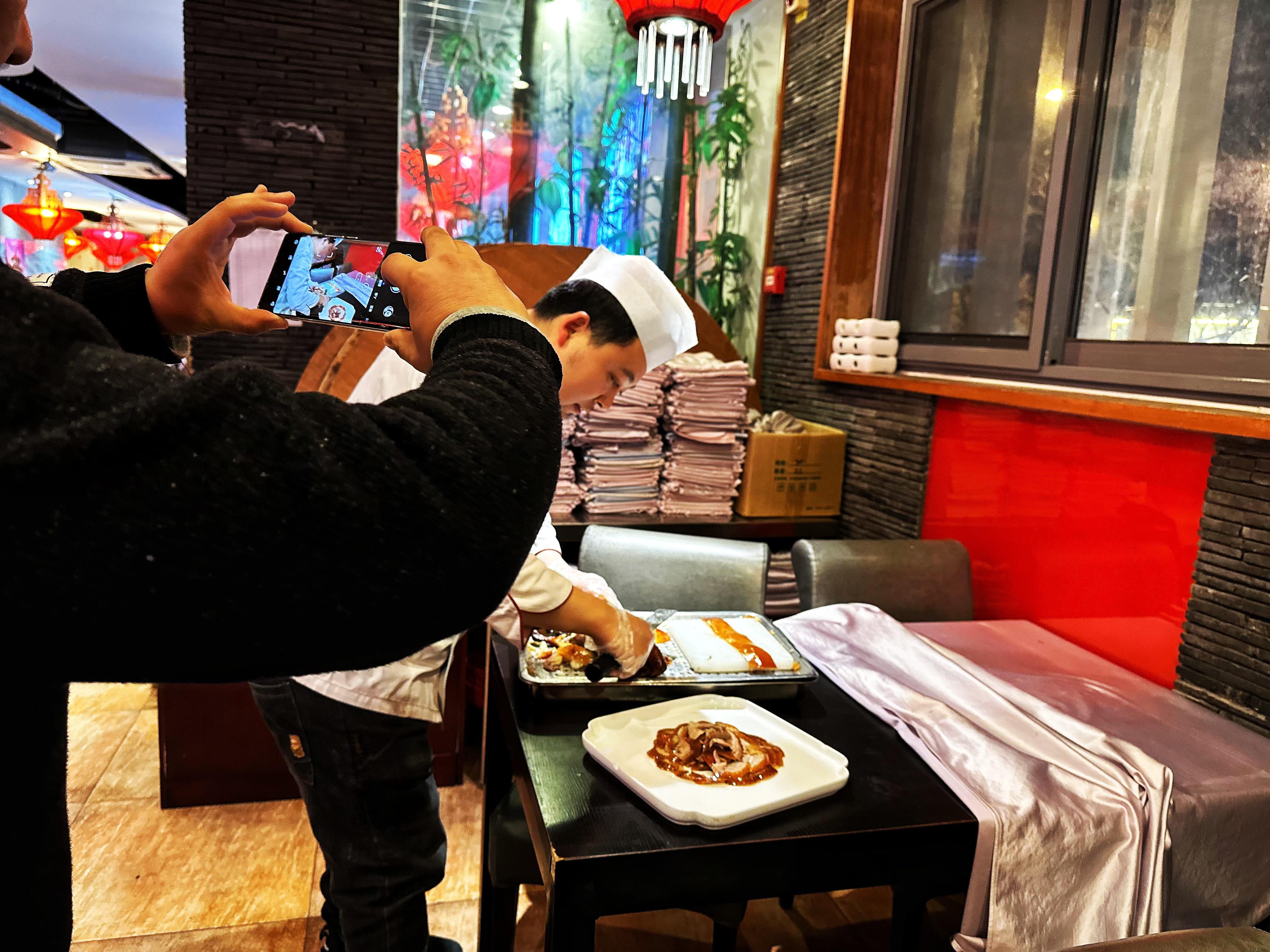 Beijing Hutong Food Crawl Delights: Peking duck, Hotpot&More 2