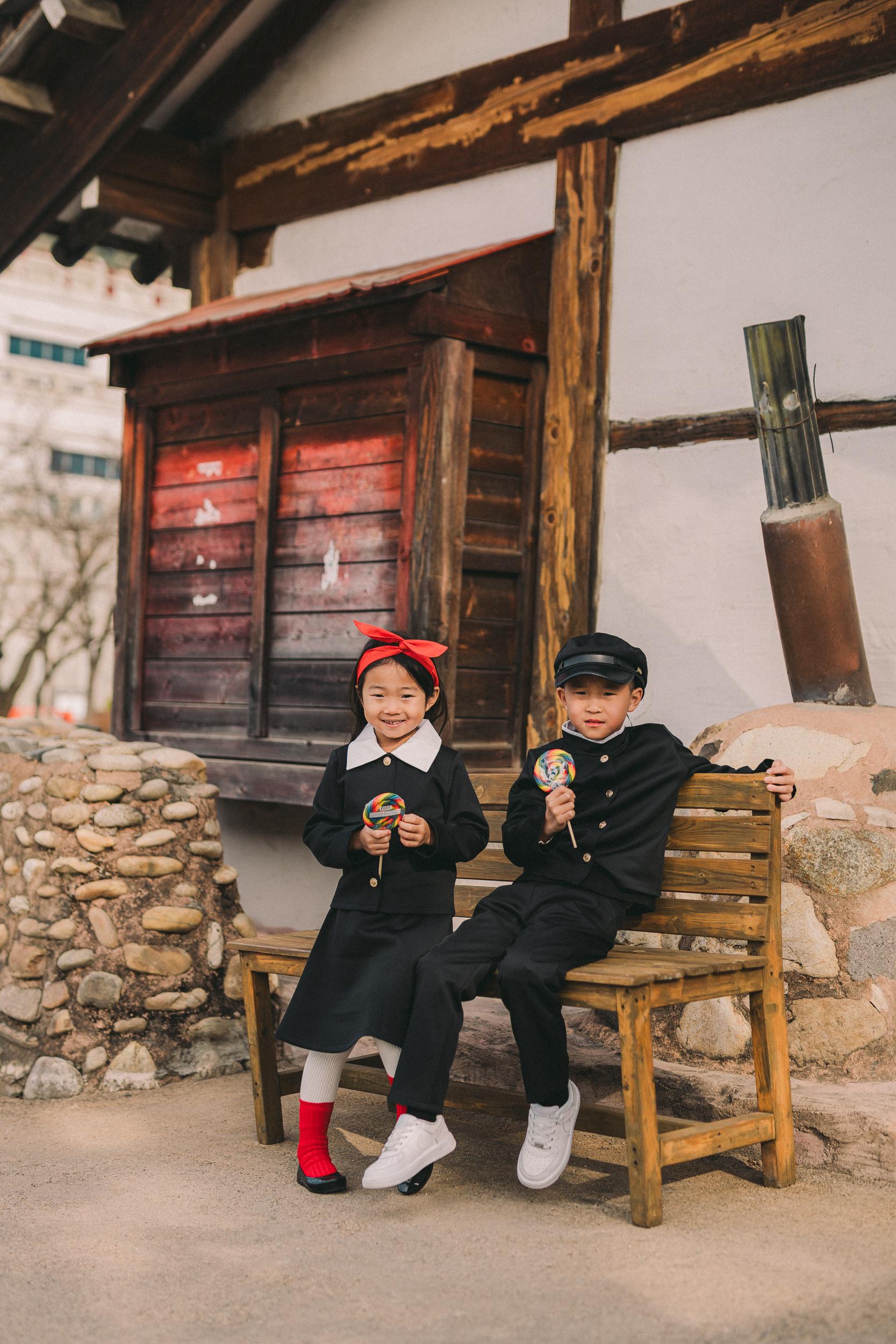 Seoul: Old School Uniform Photoshoot with Costume 2