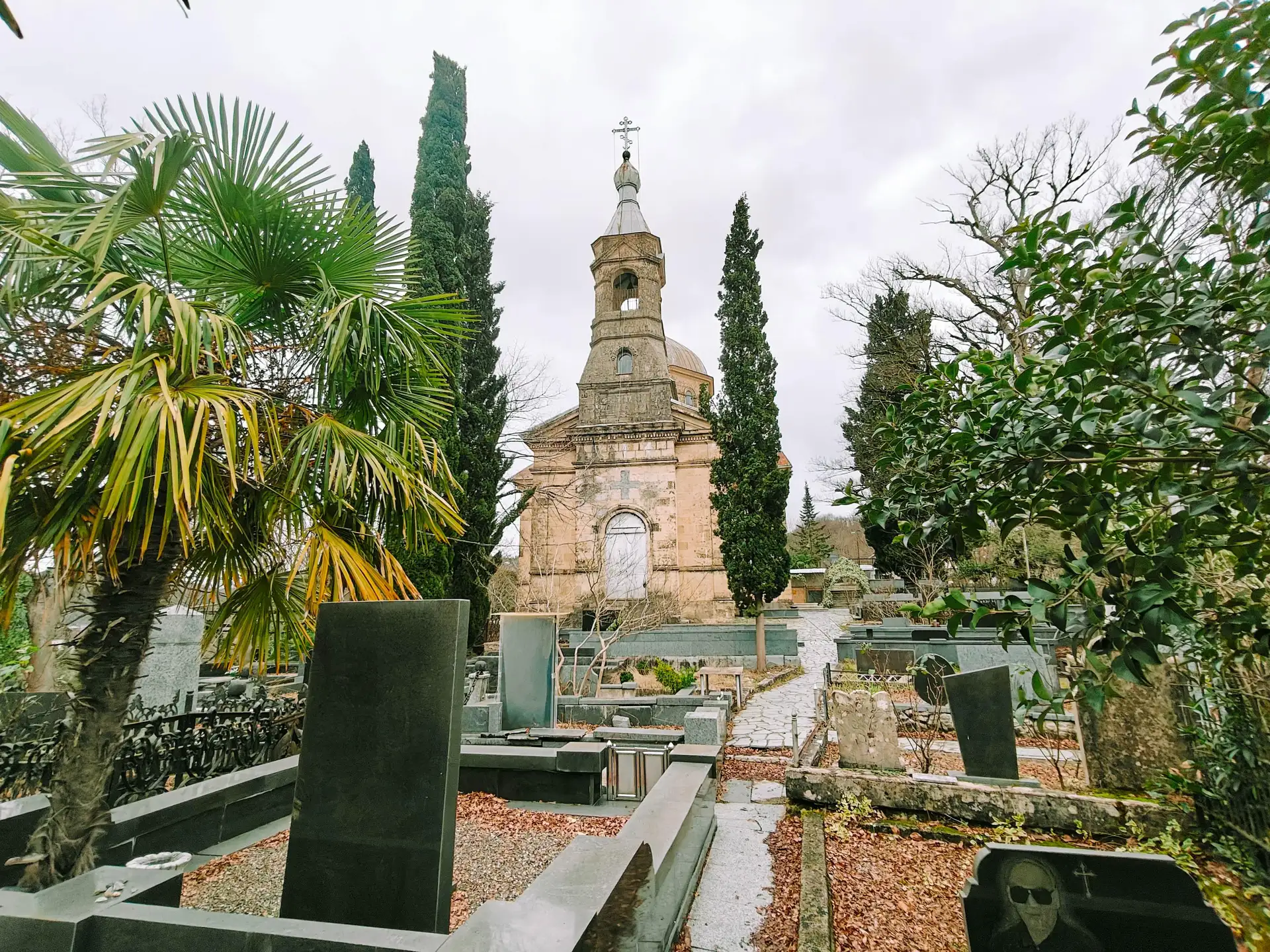 Kutaisi: Multi-Religious Heritage Walking Tour 3