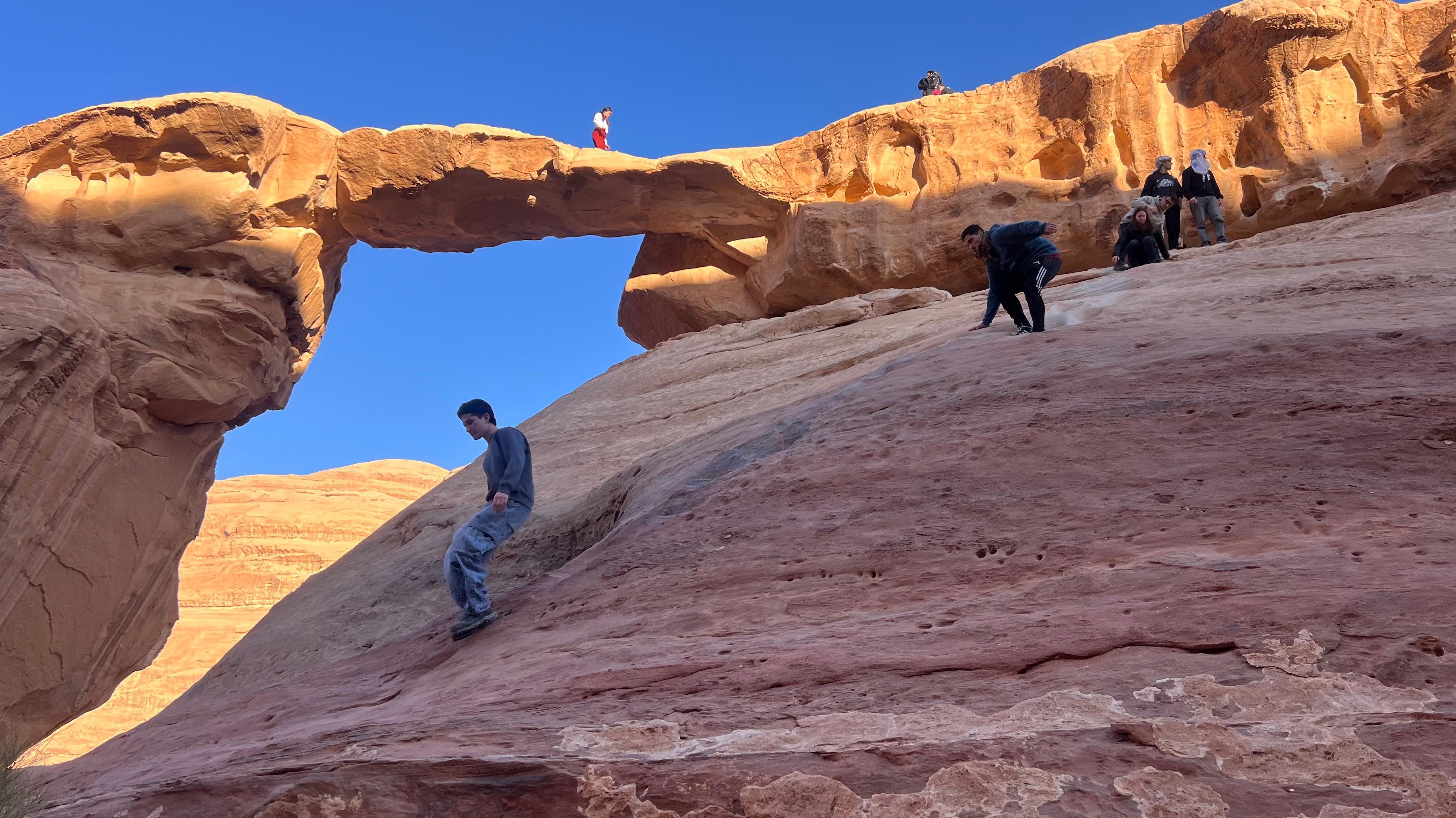 Wadi Rum: 4-Hour Group or Private Jeep Tour