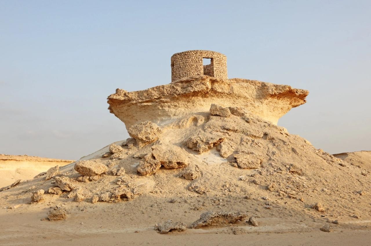 Mushroom Rock & Richard Serra Sculpture -Qatar Heritage Tour