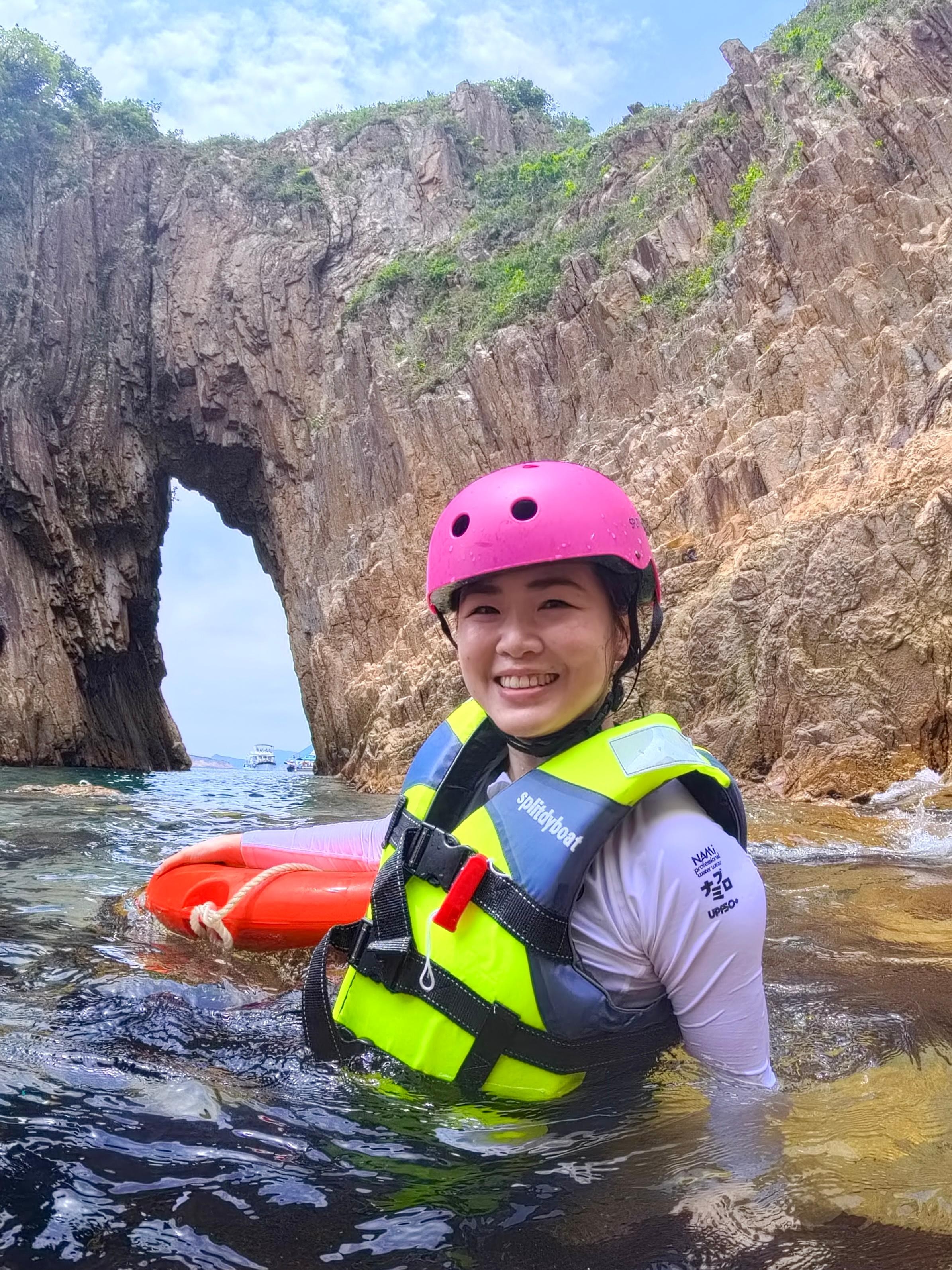 Hong Kong: Sai Kung Geopark Coasteering Experience 3