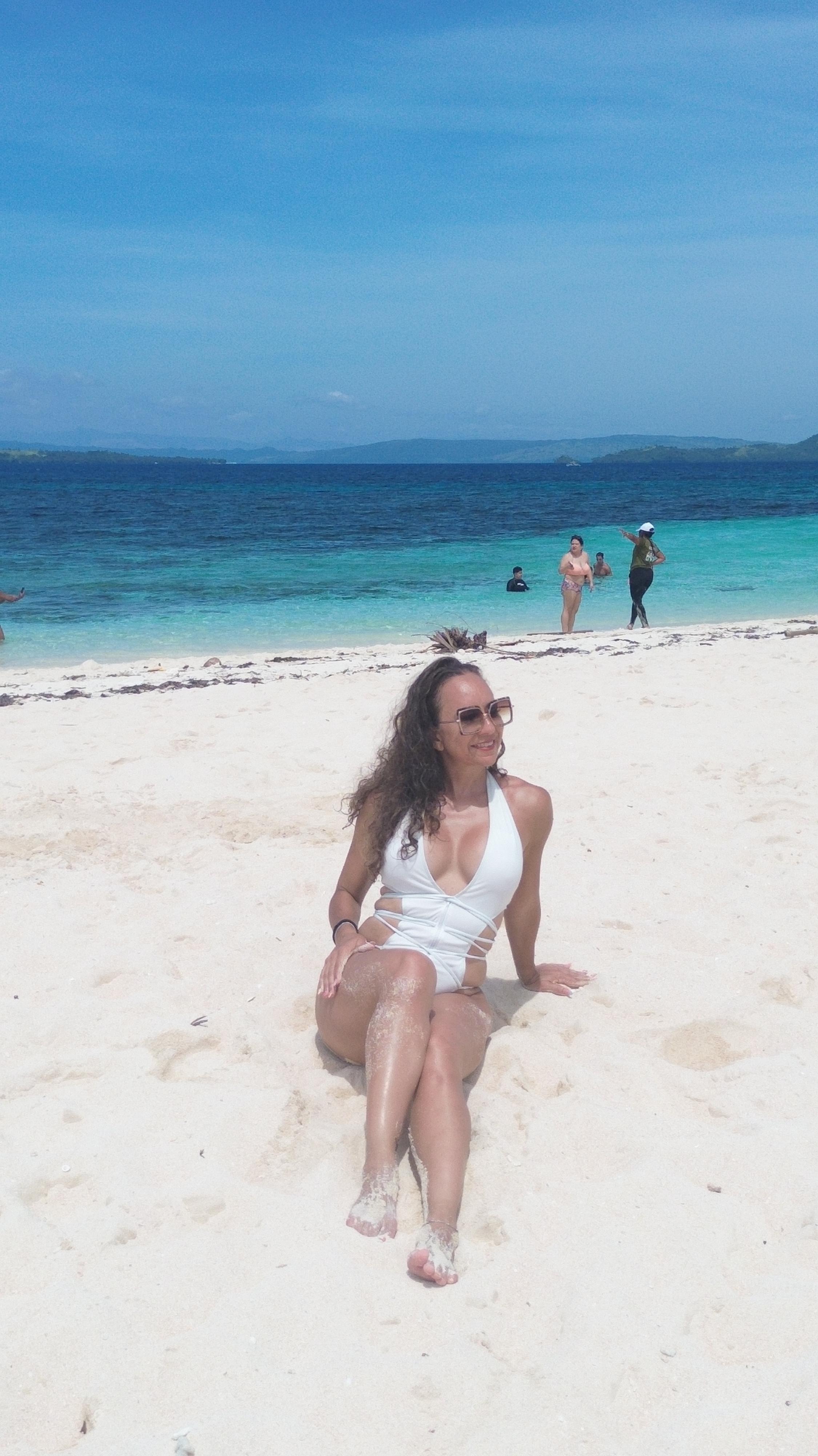 Siargao:Tri Island Hopping Naked Island, Daku, Guyam w/Lunch 3